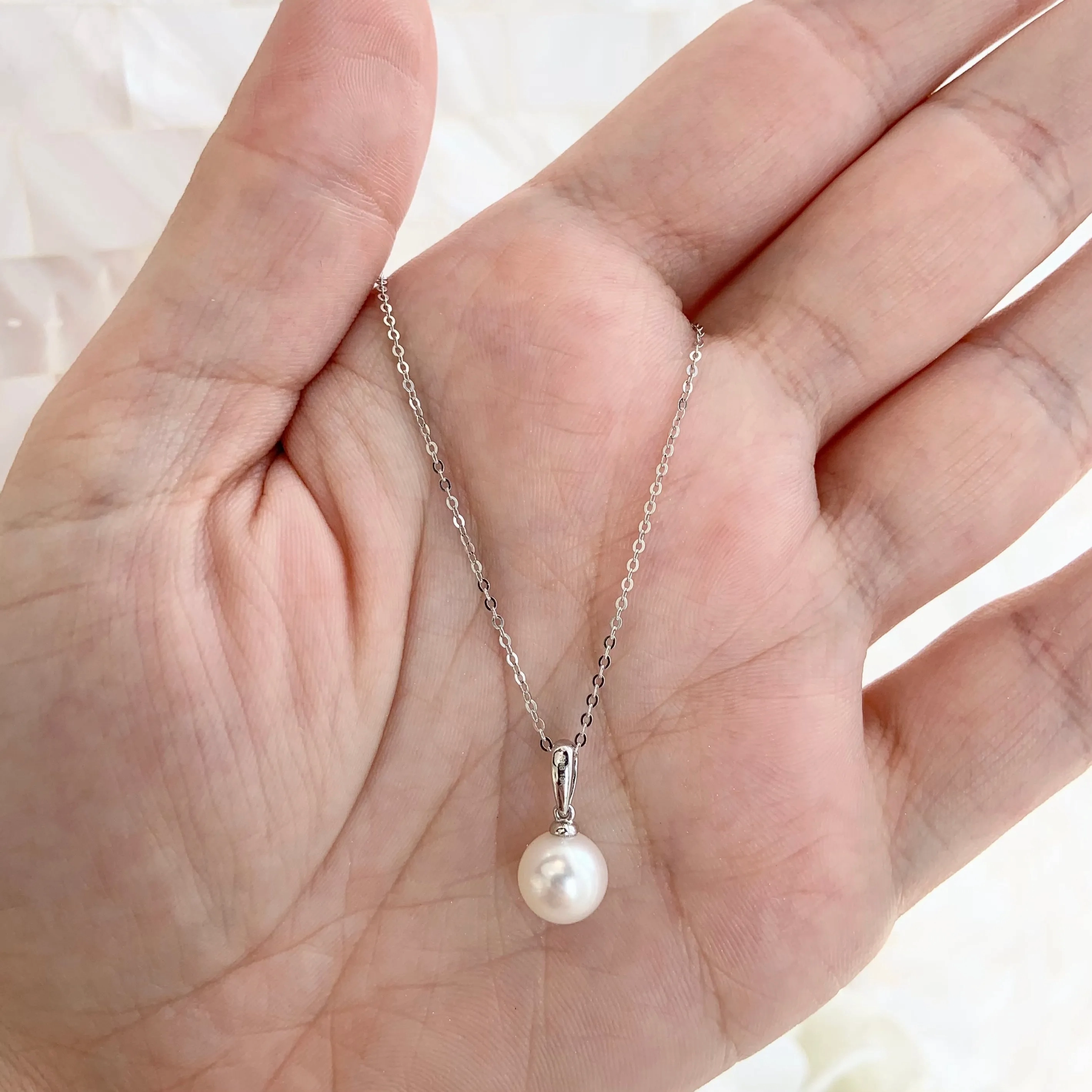 10k Gold Freshwater Pearl Necklace