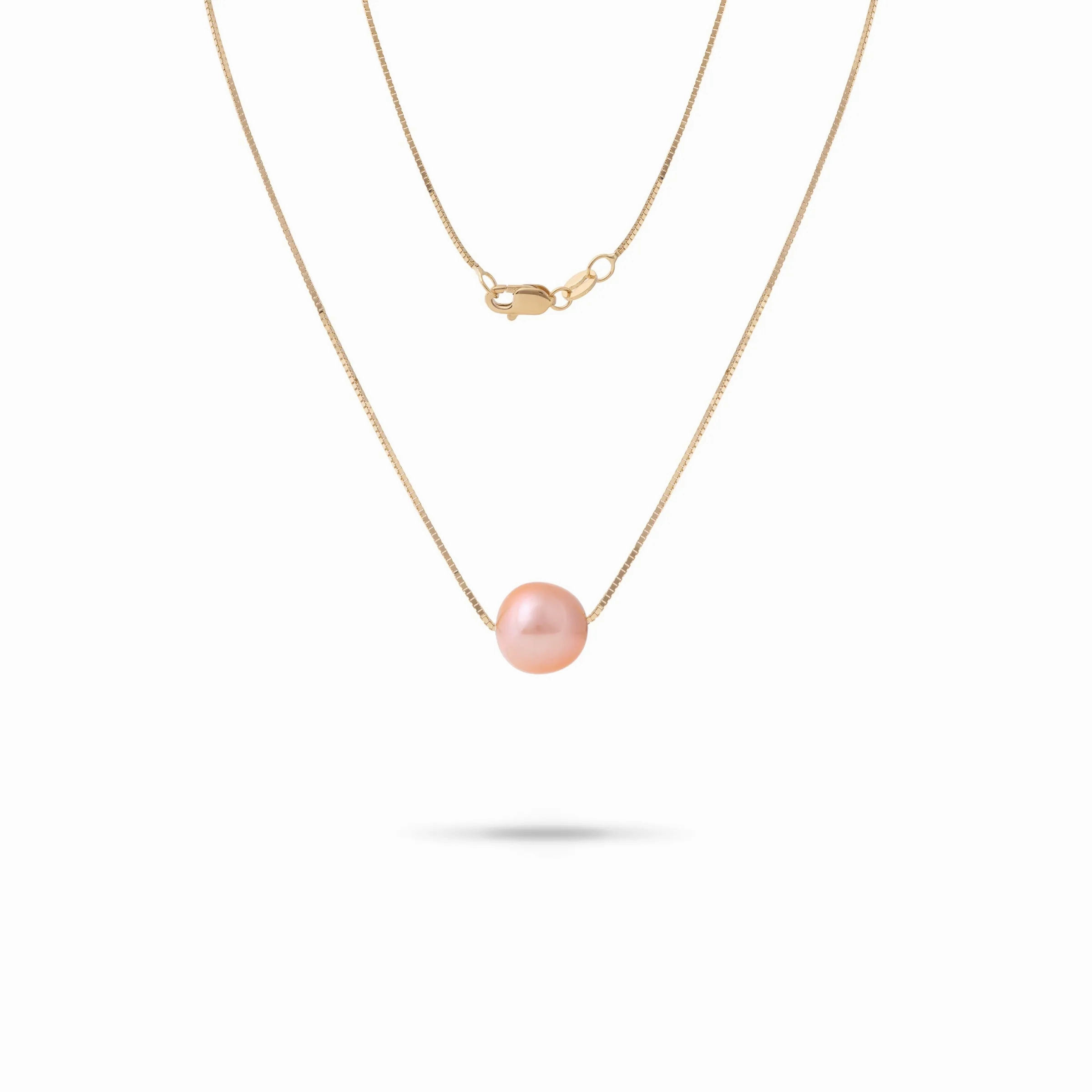 16-18&quot; Adjustable Freshwater Peach Pearl Necklace in Gold - 9-10mm