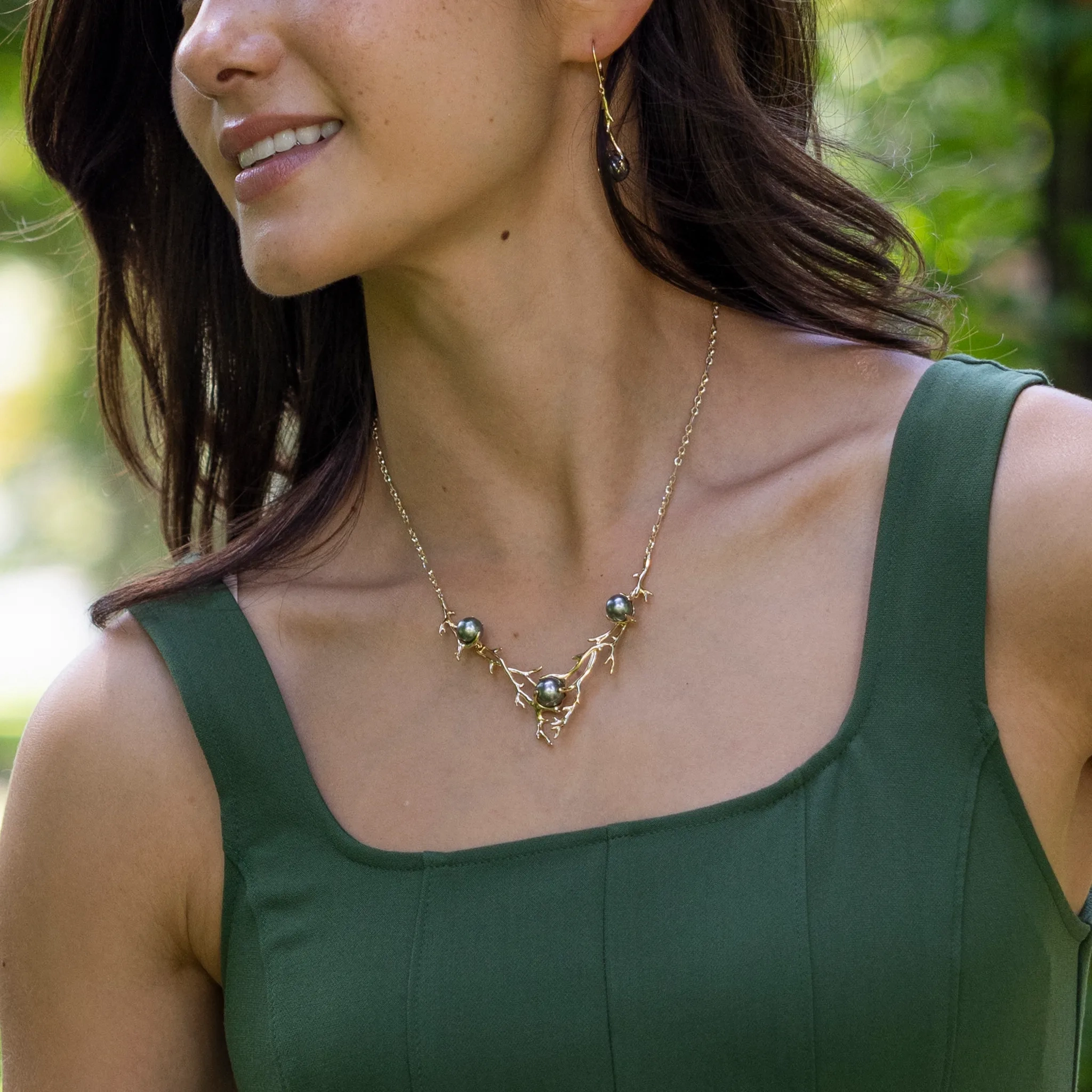 16.5-18&quot; Adjustable Heritage Tahitian Pearl Necklace in Gold