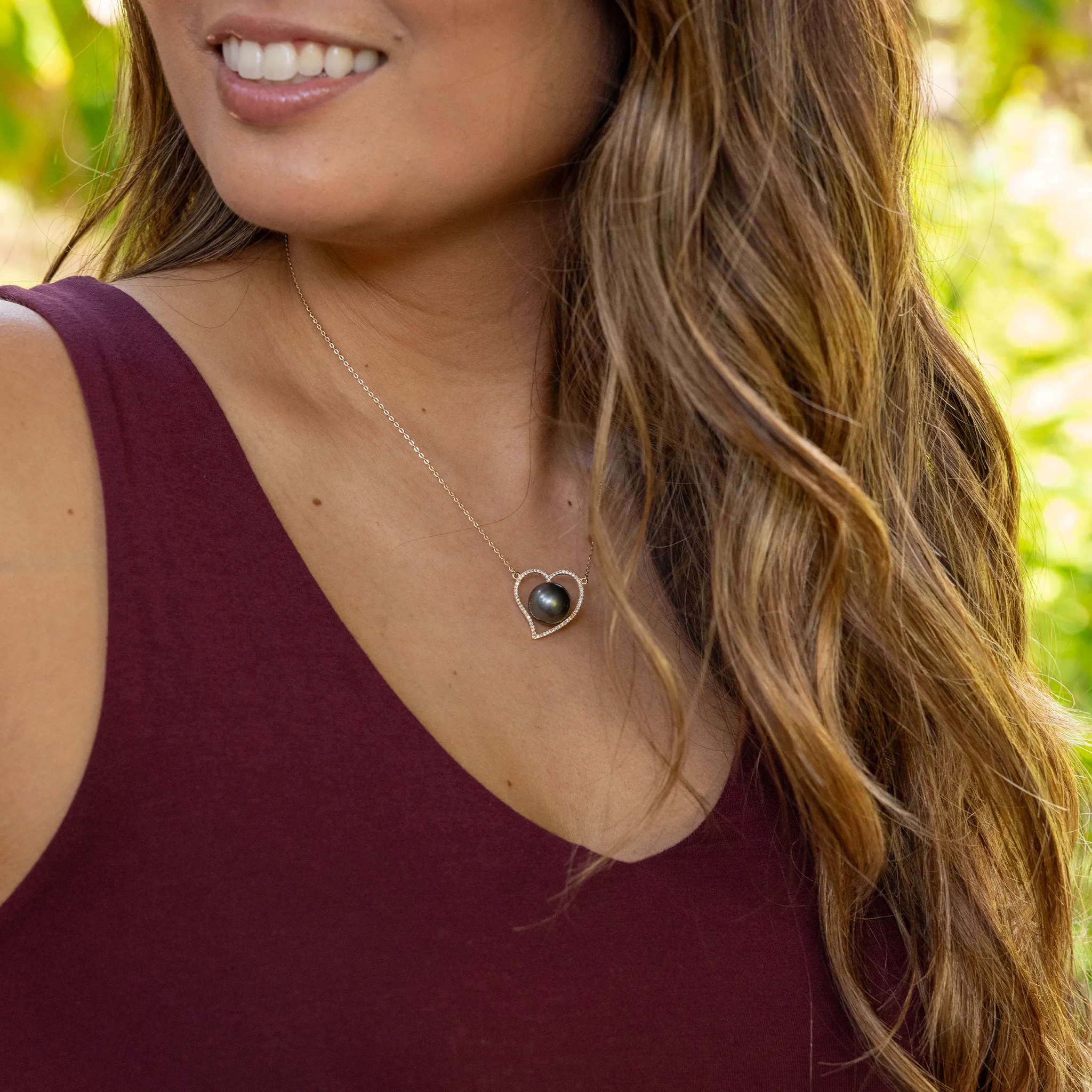 16&quot; Tahitian Black Pearl Heart Necklace in Gold - 12-13mm