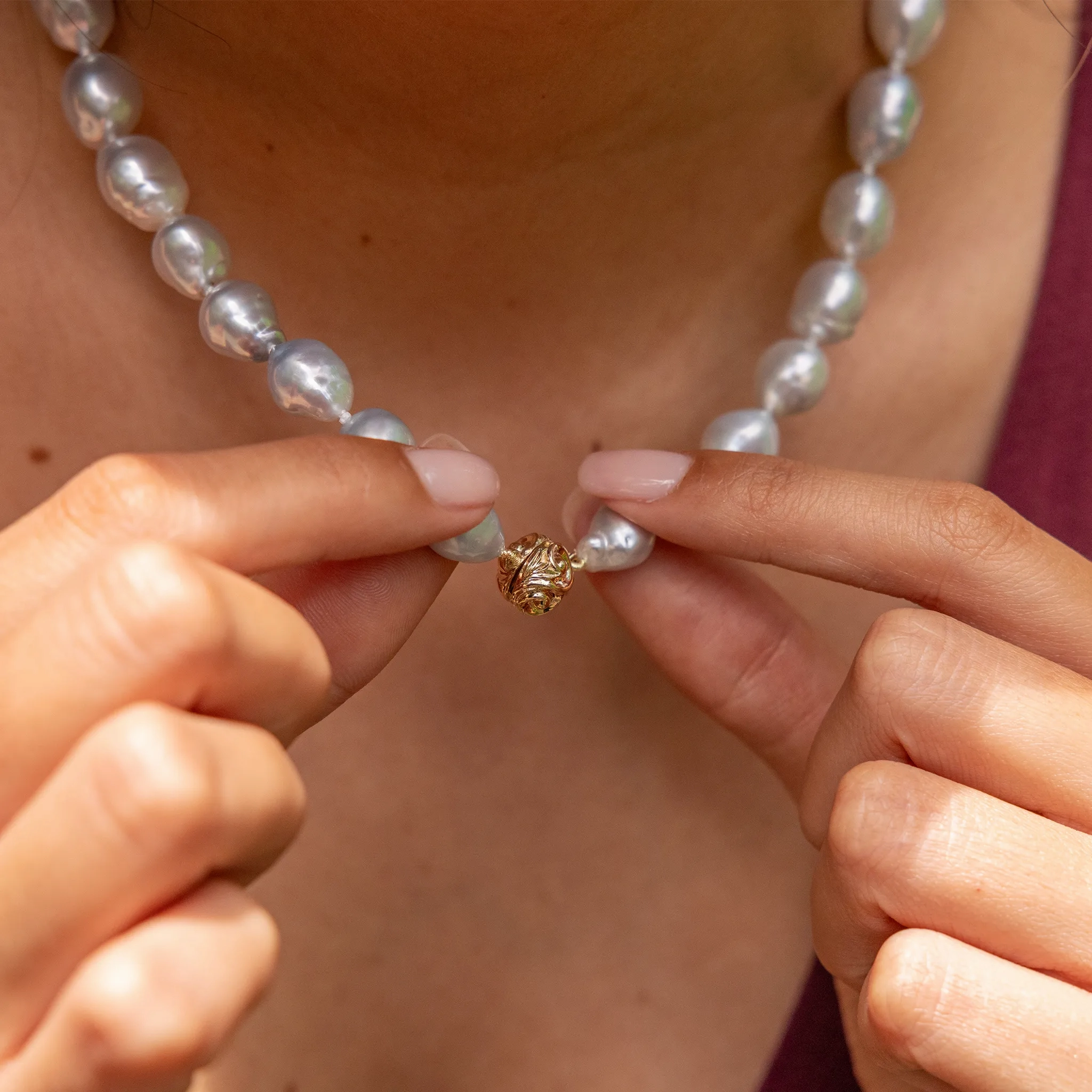 17-18&quot; South Sea Silver Pearl Strand with Magnetic Clasp in Gold - 9-13mm