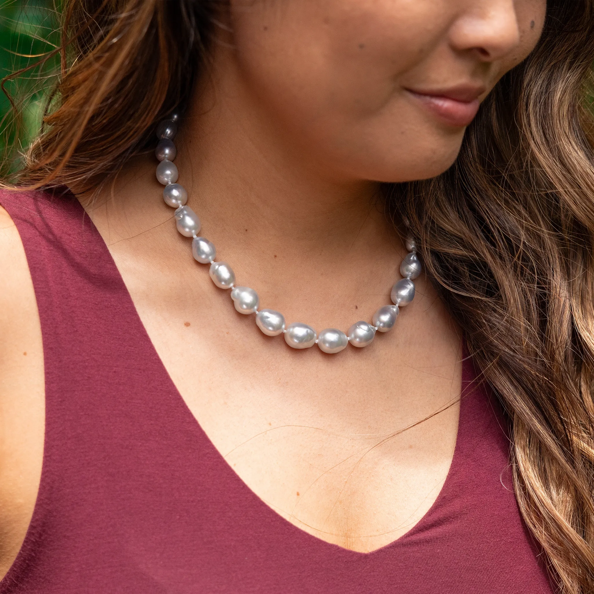 17-18&quot; South Sea Silver Pearl Strand with Magnetic Clasp in Gold - 9-13mm