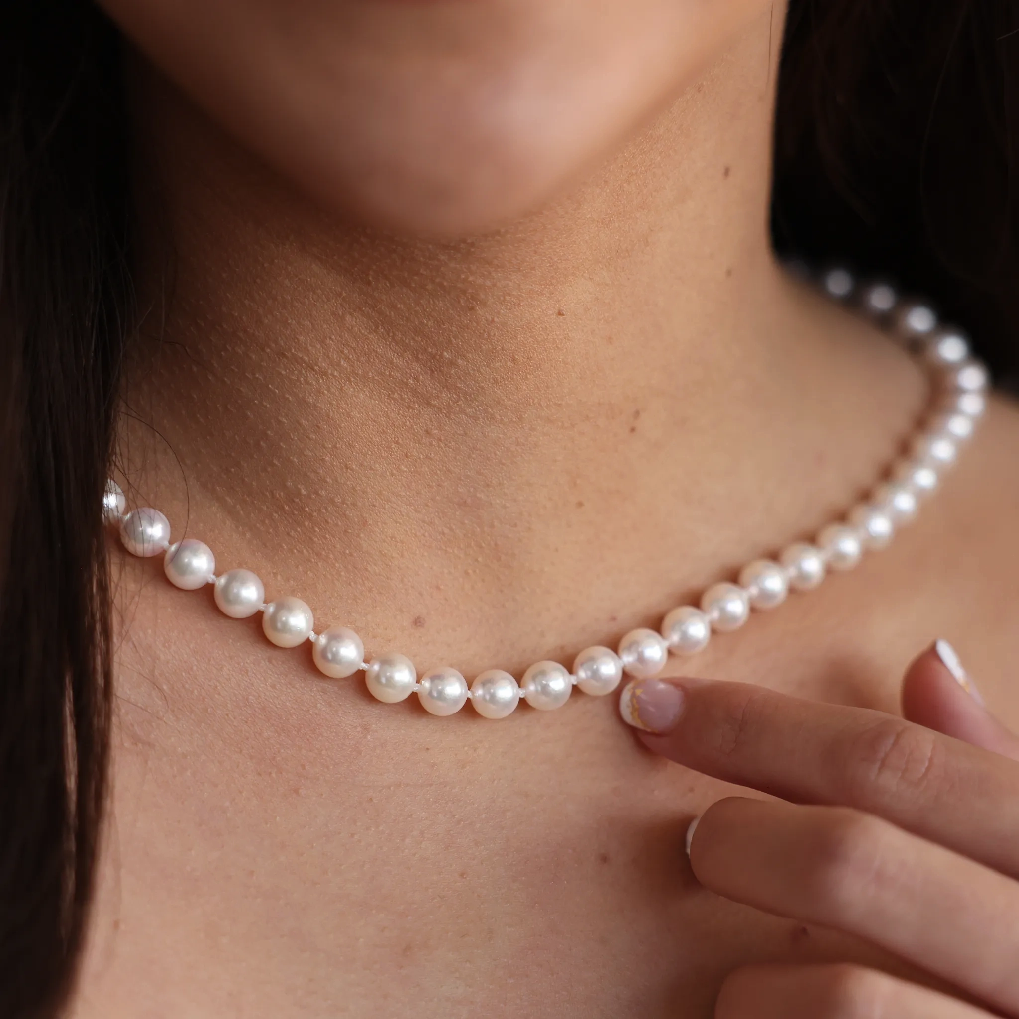 18-19&quot; Akoya Pearl Strand with Two Tone Gold Clasp - 7-8mm