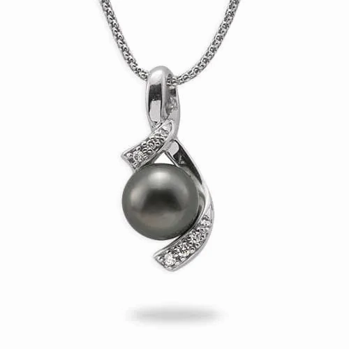18&quot; Tahitian Black Pearl Pendant Necklace in White Gold with Diamonds - 10-11mm