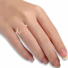 18k (750) Rose Gold And Diamond Ring For Women