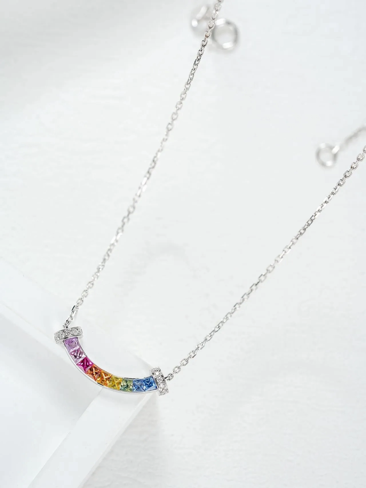 18K Gold Emerald Cut Small Smile Necklace
