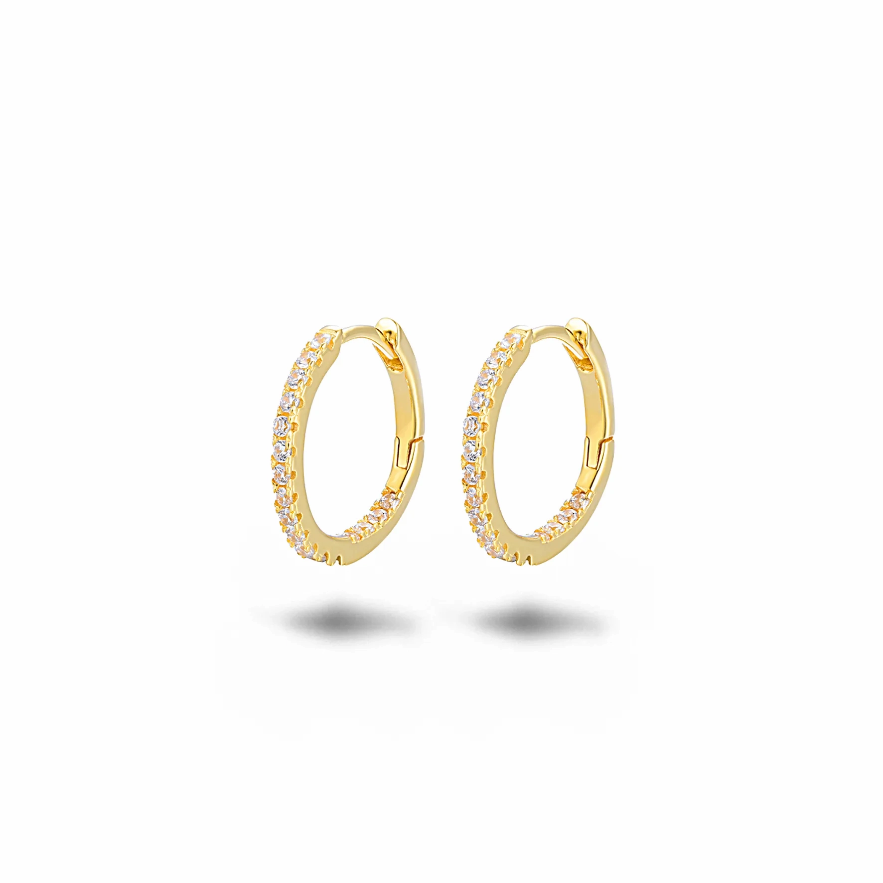 18k yellow gold earrings assembled with zirconium oxide