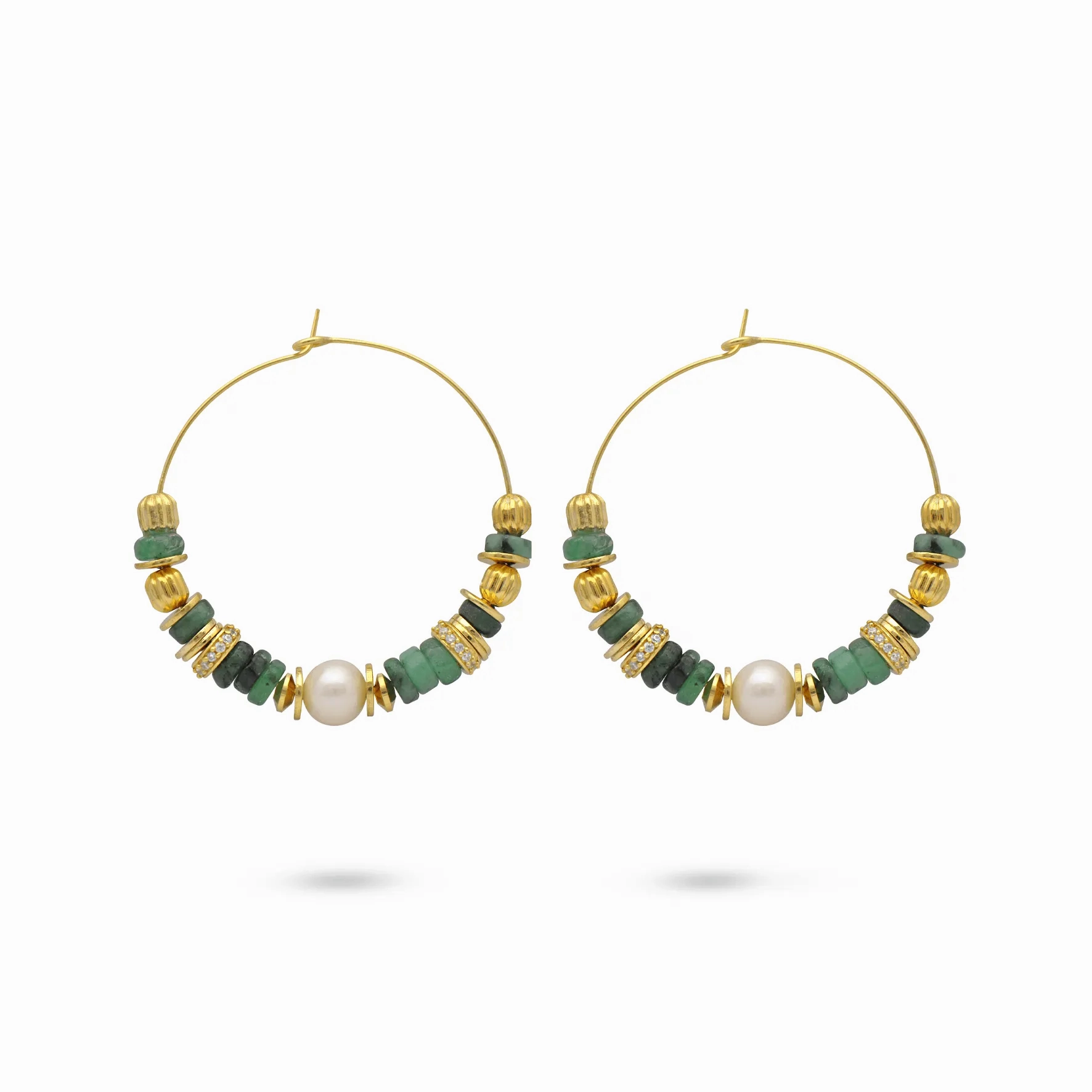 18k yellow gold earrings set with emerald and pearl
