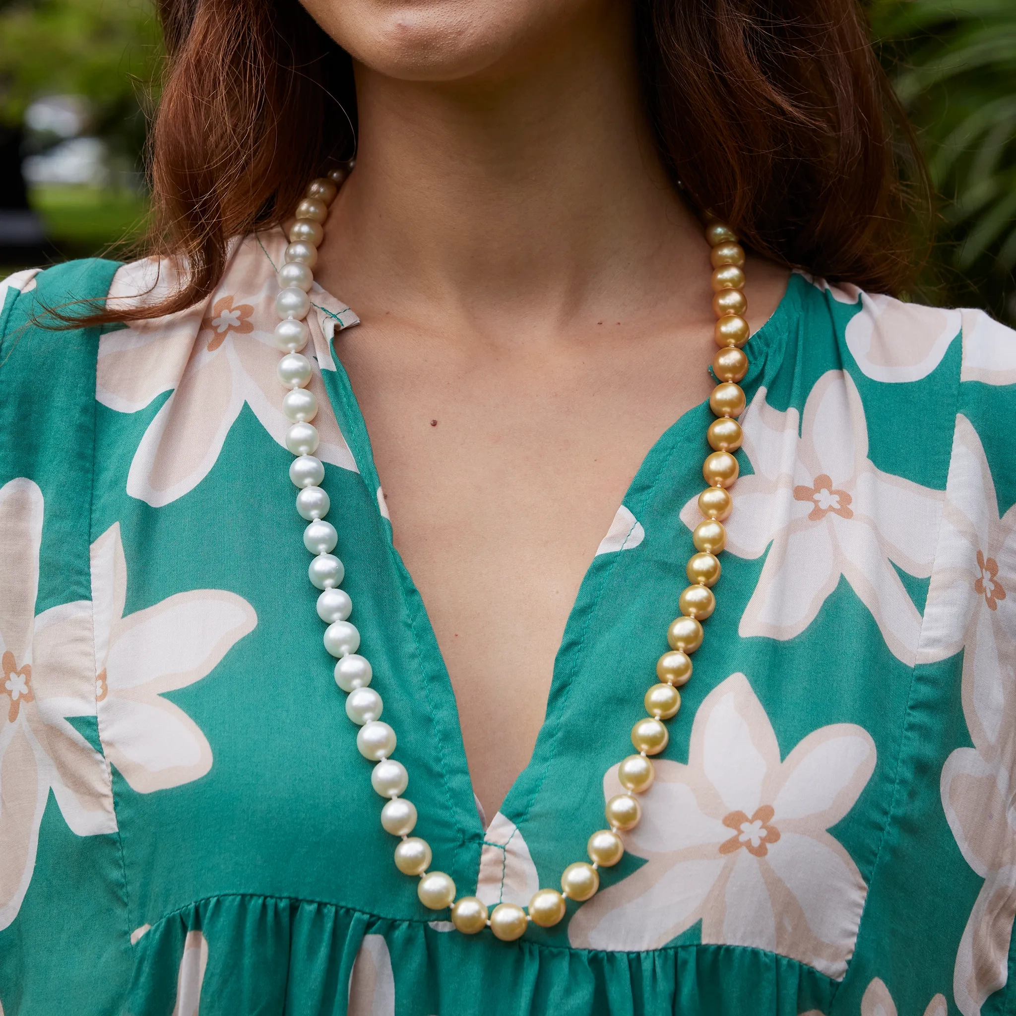 32&quot; South Sea White and South Sea Gold Pearl Strand - 11-12mm