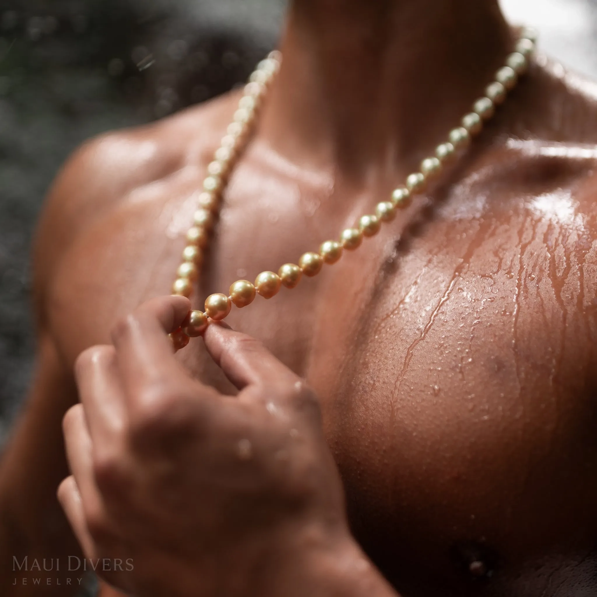 32&quot; South Sea White and South Sea Gold Pearl Strand - 11-12mm