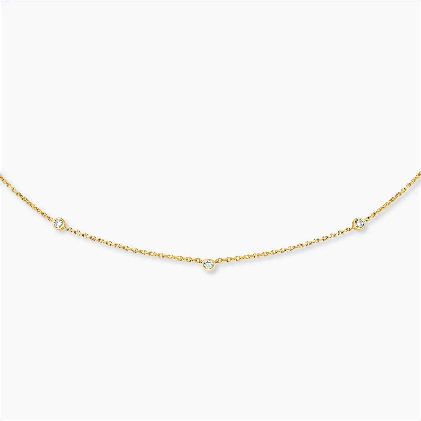 3 Stone 18K Gold Necklace w. Diamond