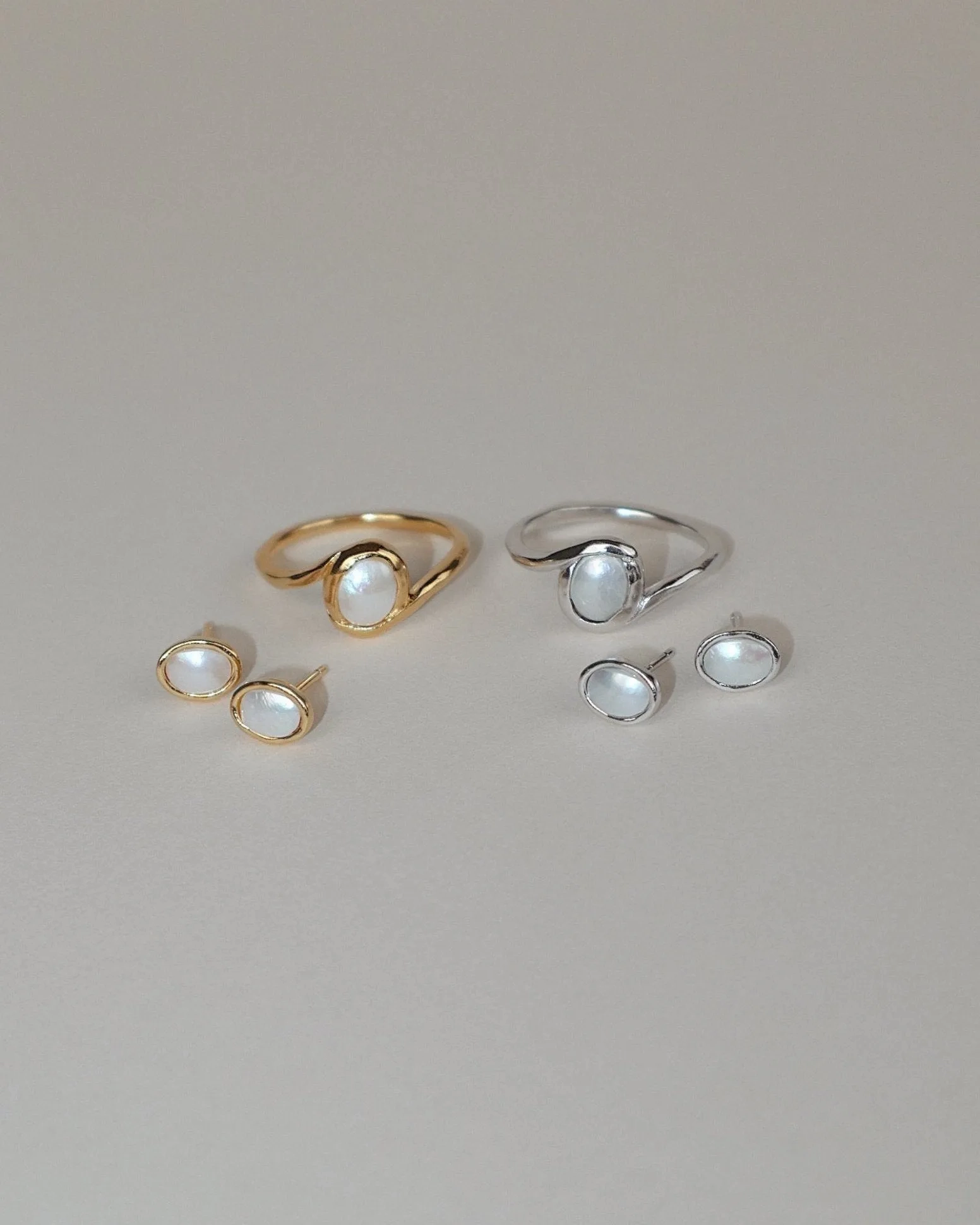'Elise' Pearl Stud Earrings