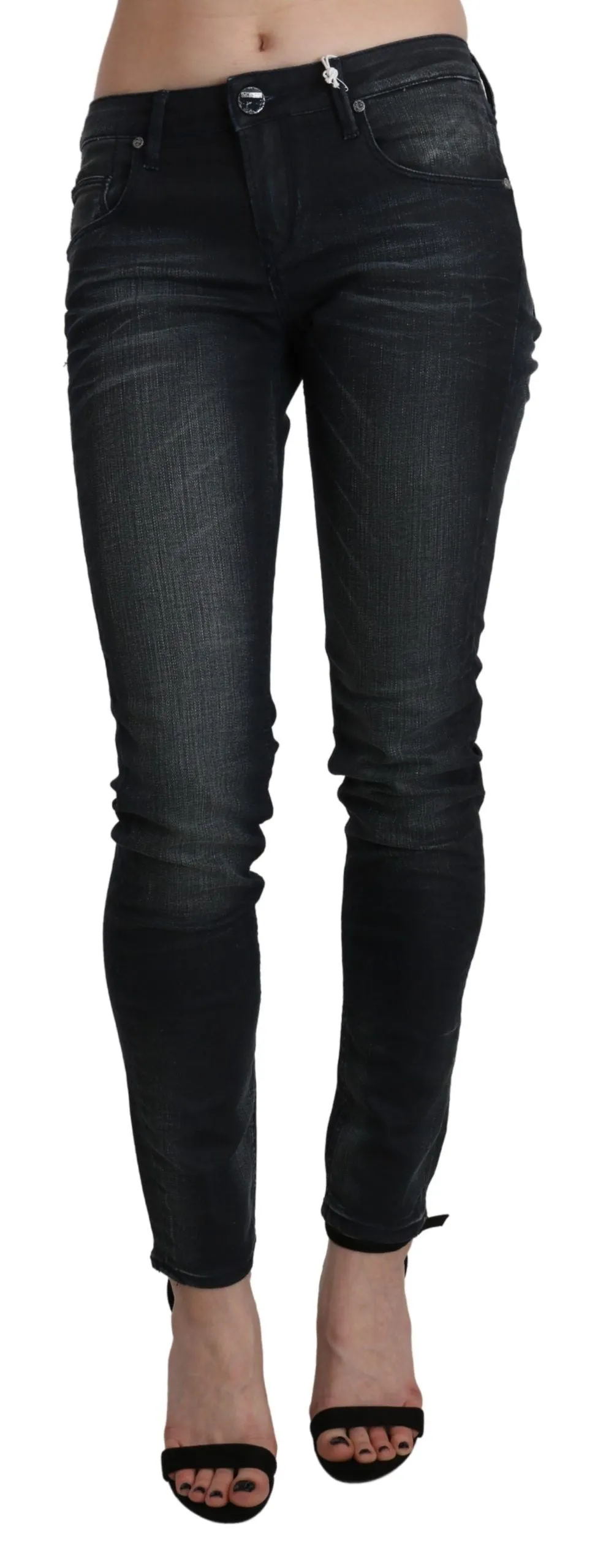 Acht Gewaschene Low-Waist Skinny blaue Damenhose