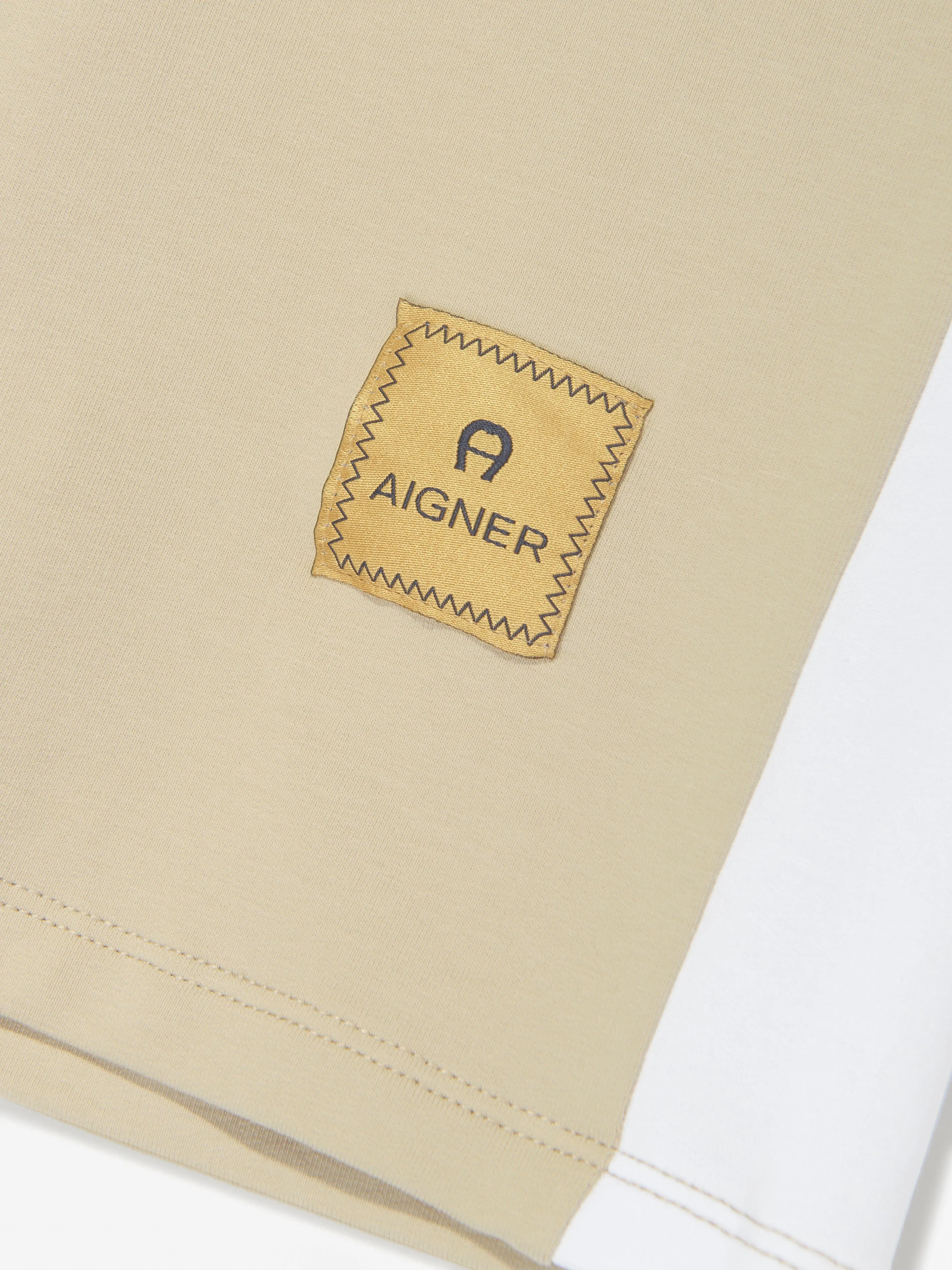 Aigner Boys Logo Bermuda-Shorts in Beige