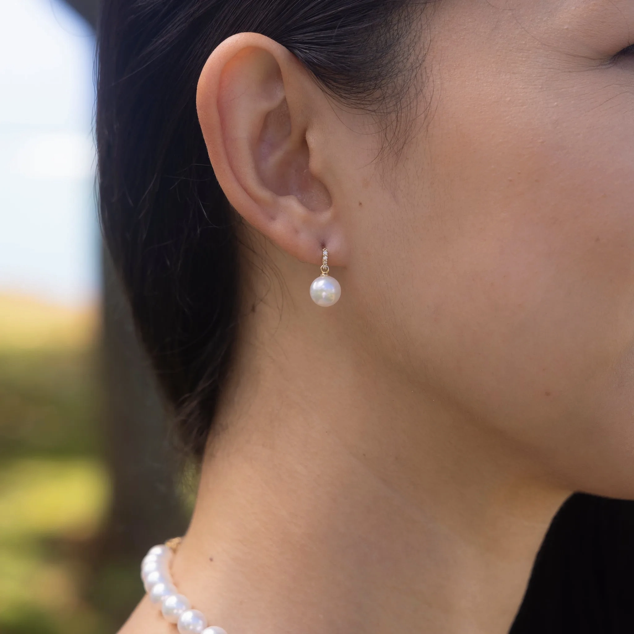 Akoya Pearl Earrings with Diamonds in Gold - 8mm