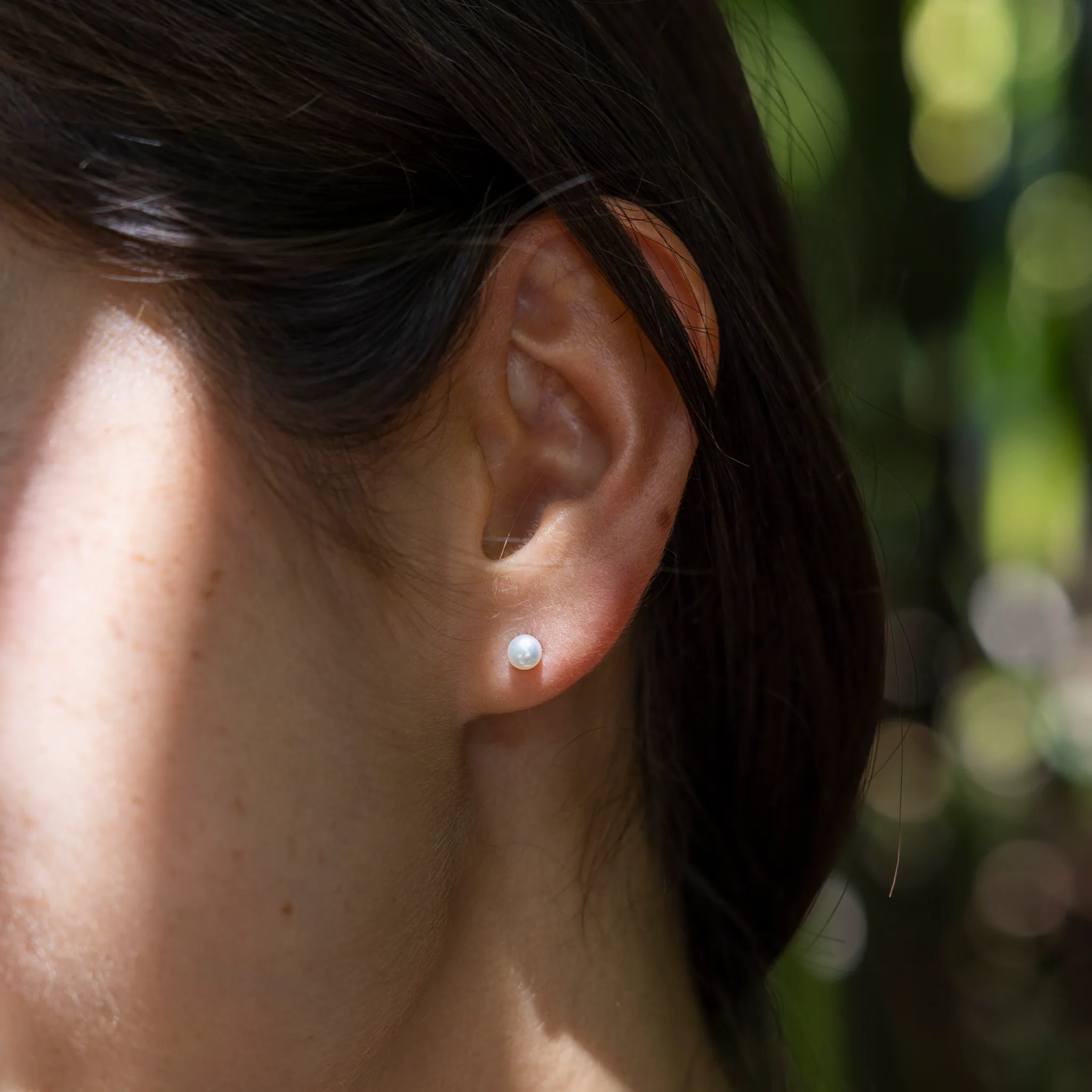 Akoya White Pearl Earrings in White Gold - 4.5-5mm