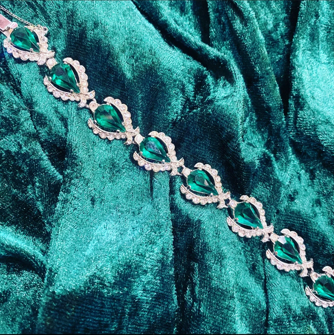 Attwood &amp; Sawyer Vintage emerald green bracelet