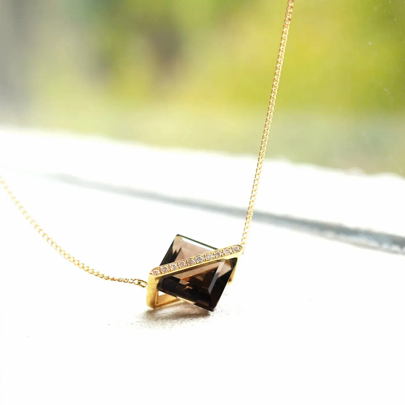 Band 18K Gold Necklace w. Smoky Quartz &amp; Diamonds