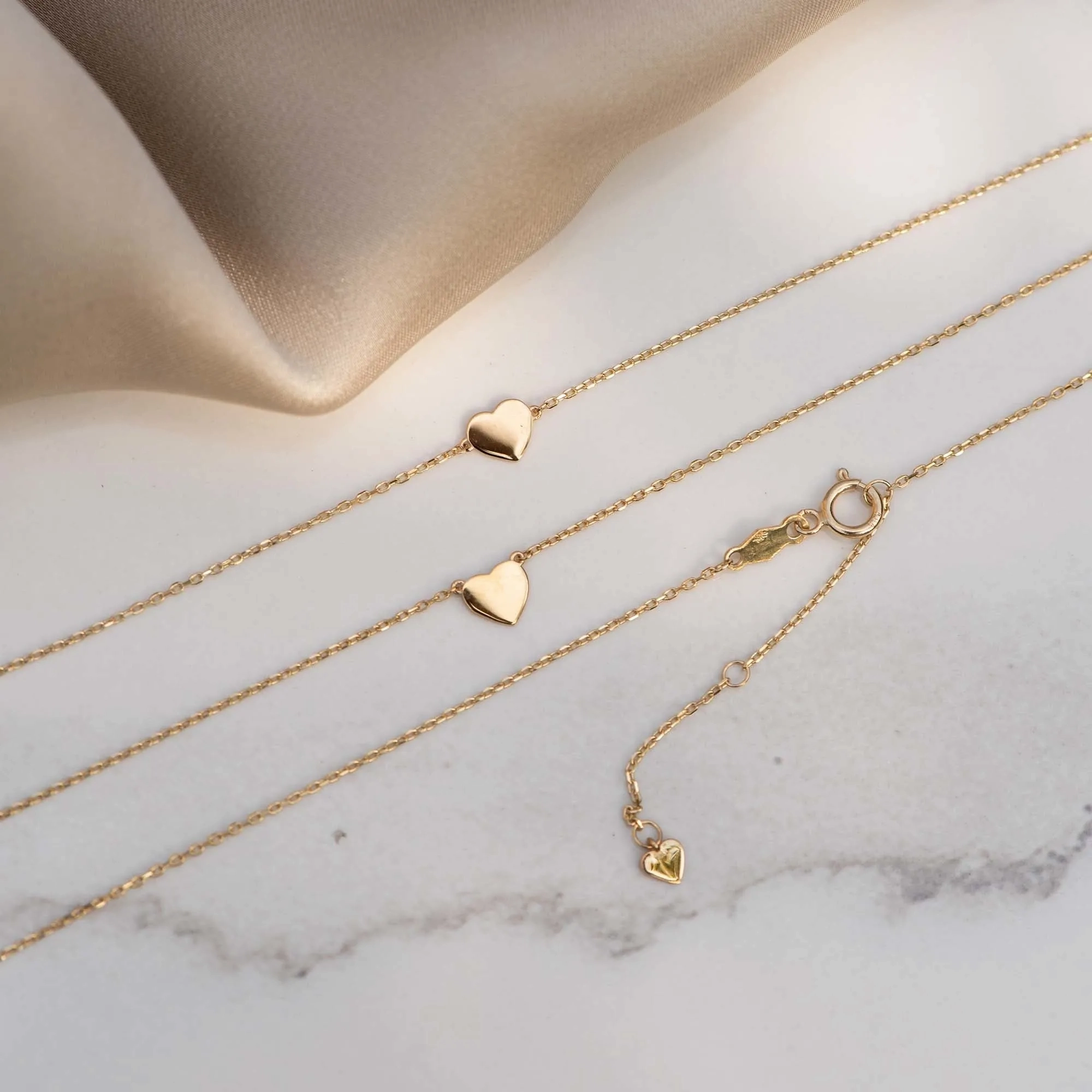 Belleville Amore 14 karat gold bracelet with heart