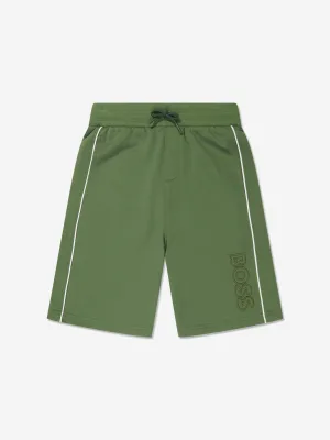 BOSS Boys Bestickte Logo Shorts in Grün