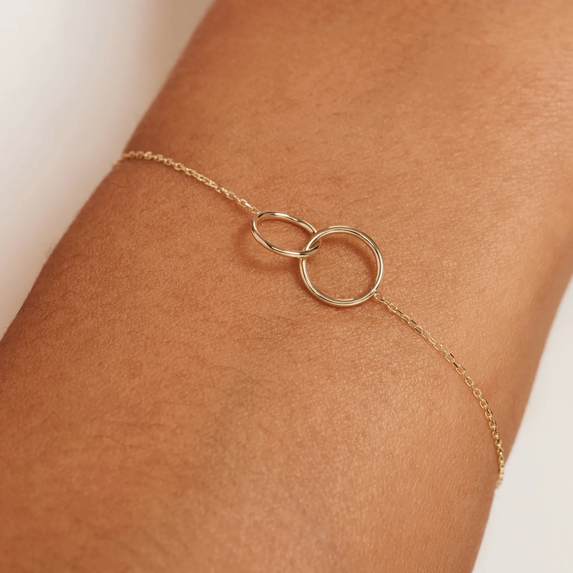 Cadeau d'Isabel 14 karat gold necklace &amp; bracelet gift set with rings