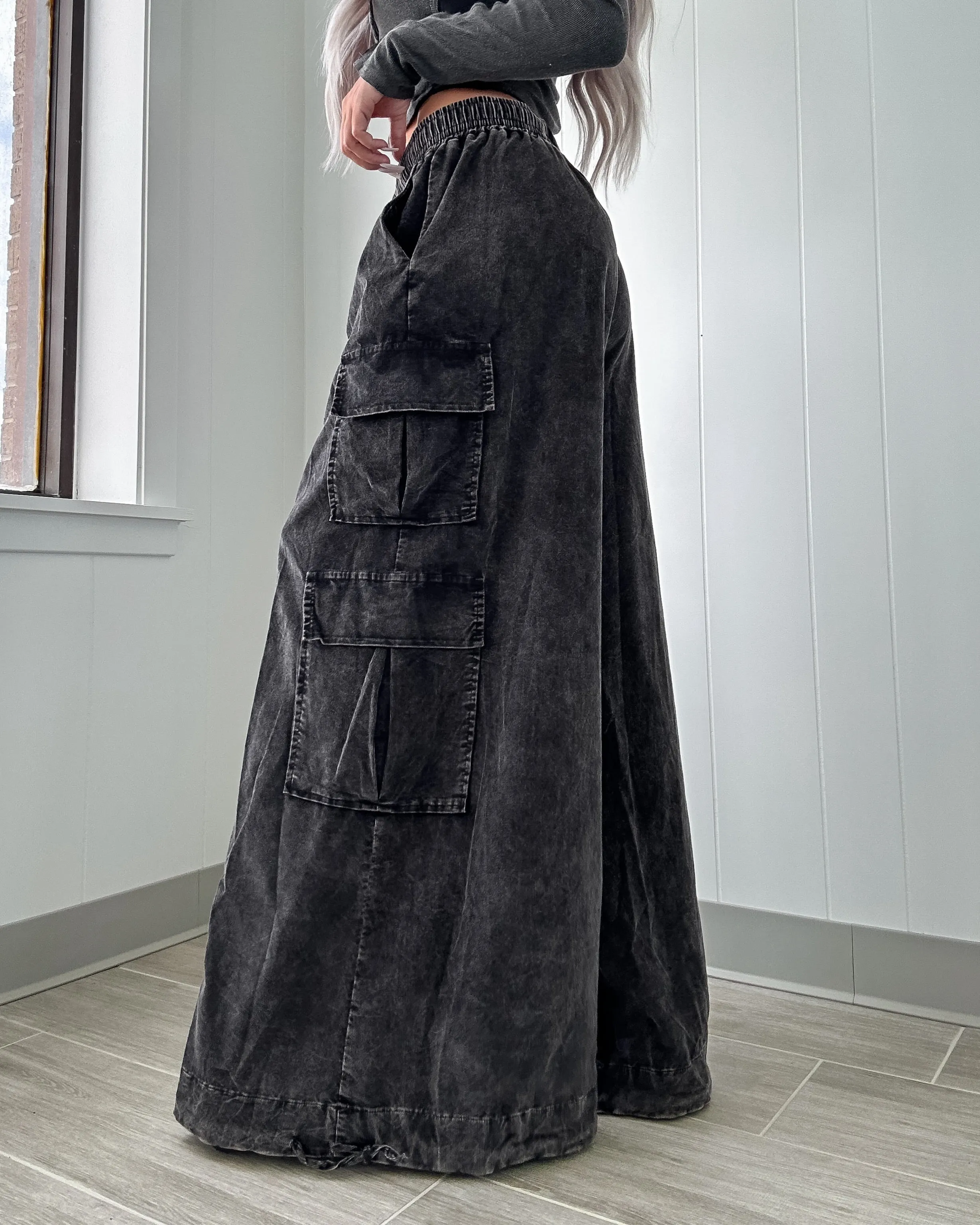 Camila Cordhose Cargo Weit geschnitten - Schwarz