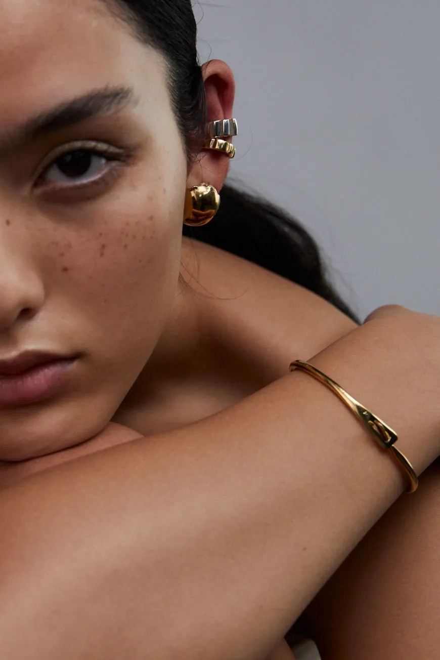 Catch Bangle | Gold