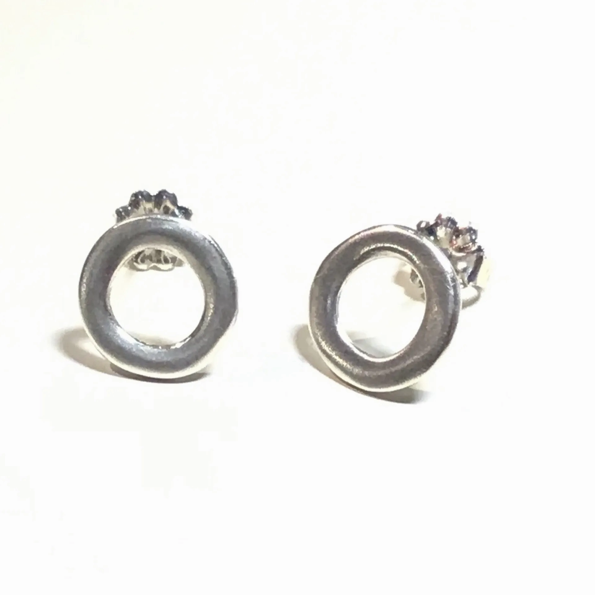 Circlet Studs