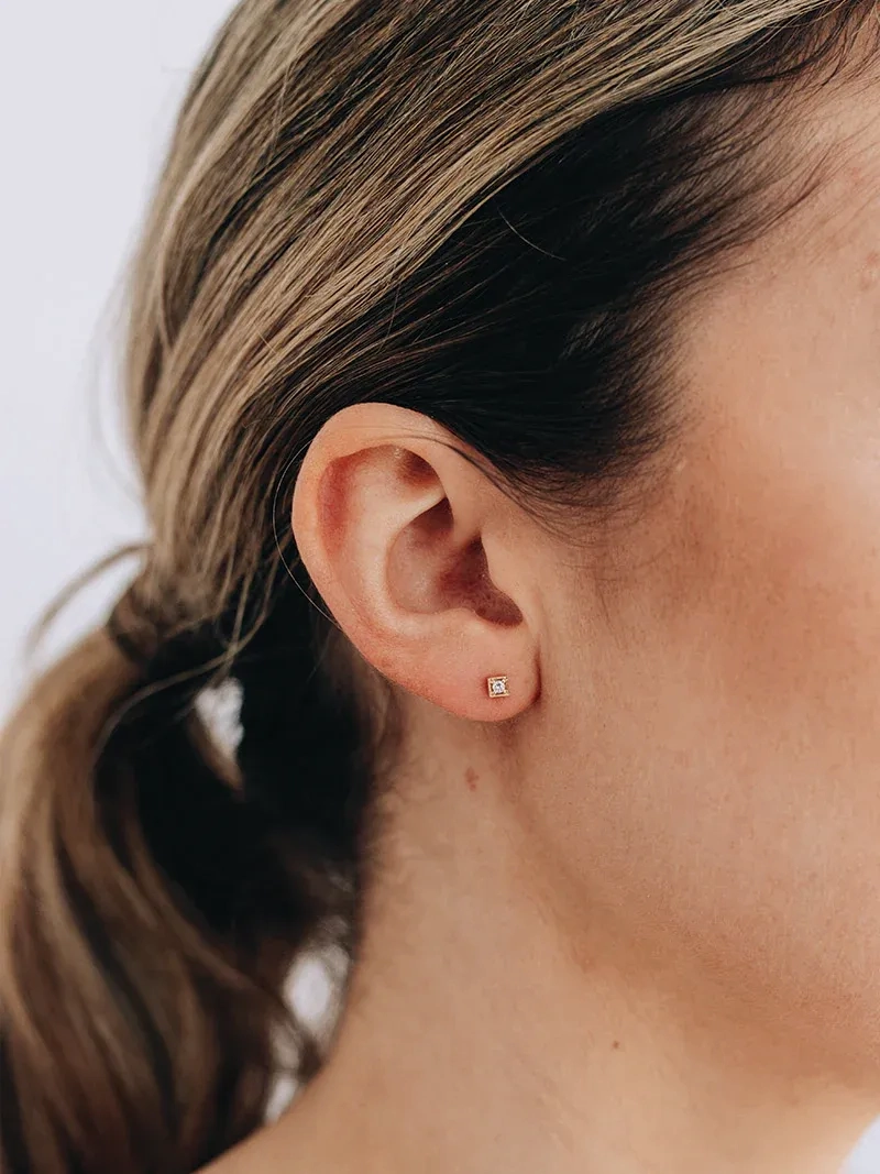 Cl??o Square Studs  - Gold &amp; Diamond