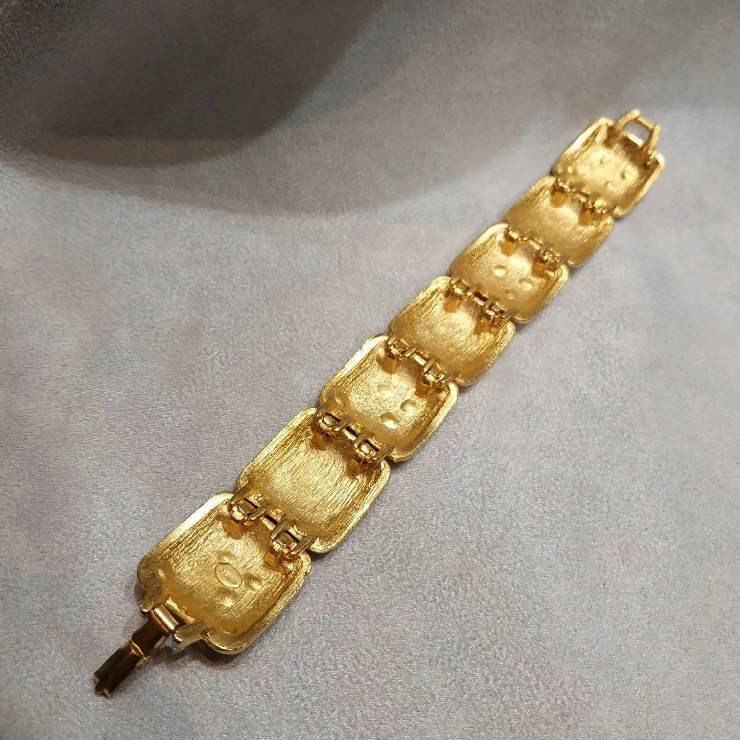 Craft Leopard print  Vintage Bracelet gold plated