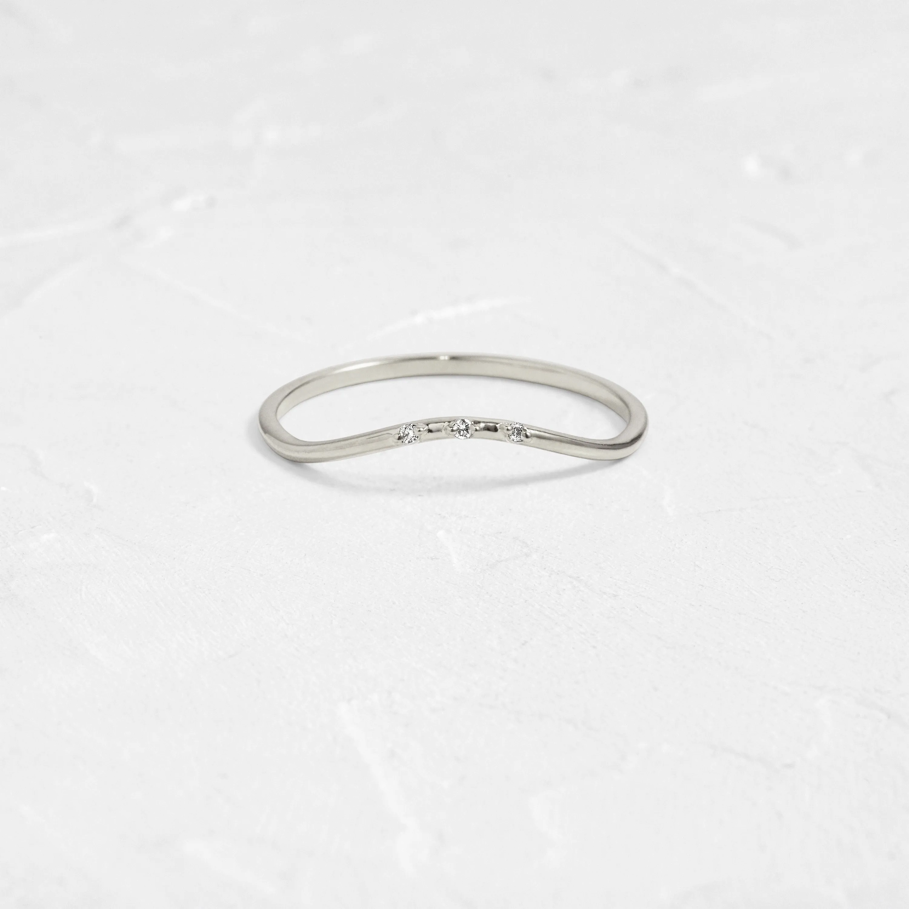 Curved Trio Band