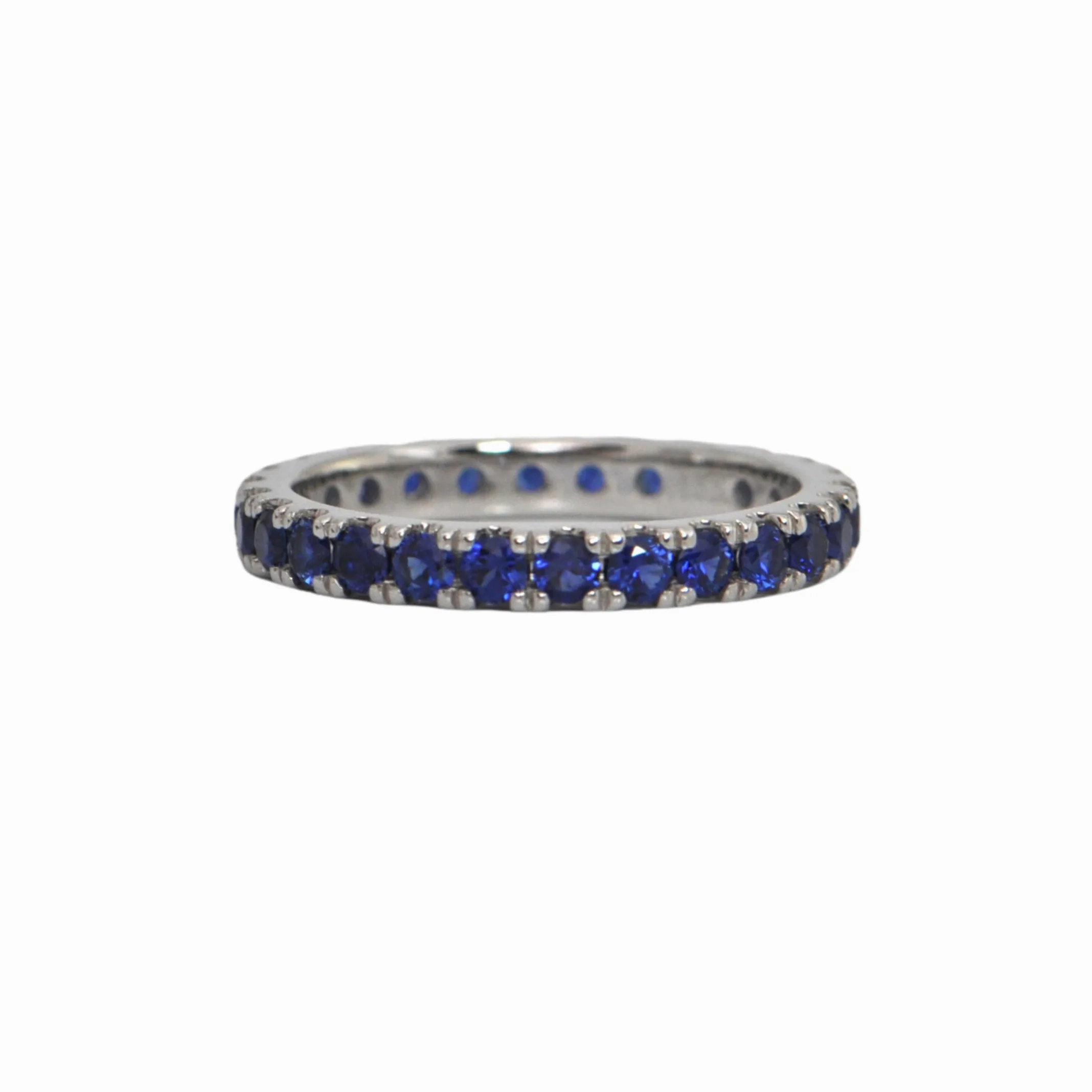 Daisy Exclusive 1.48ct Sri Lankan Sapphire 18k Gold Eternity Band