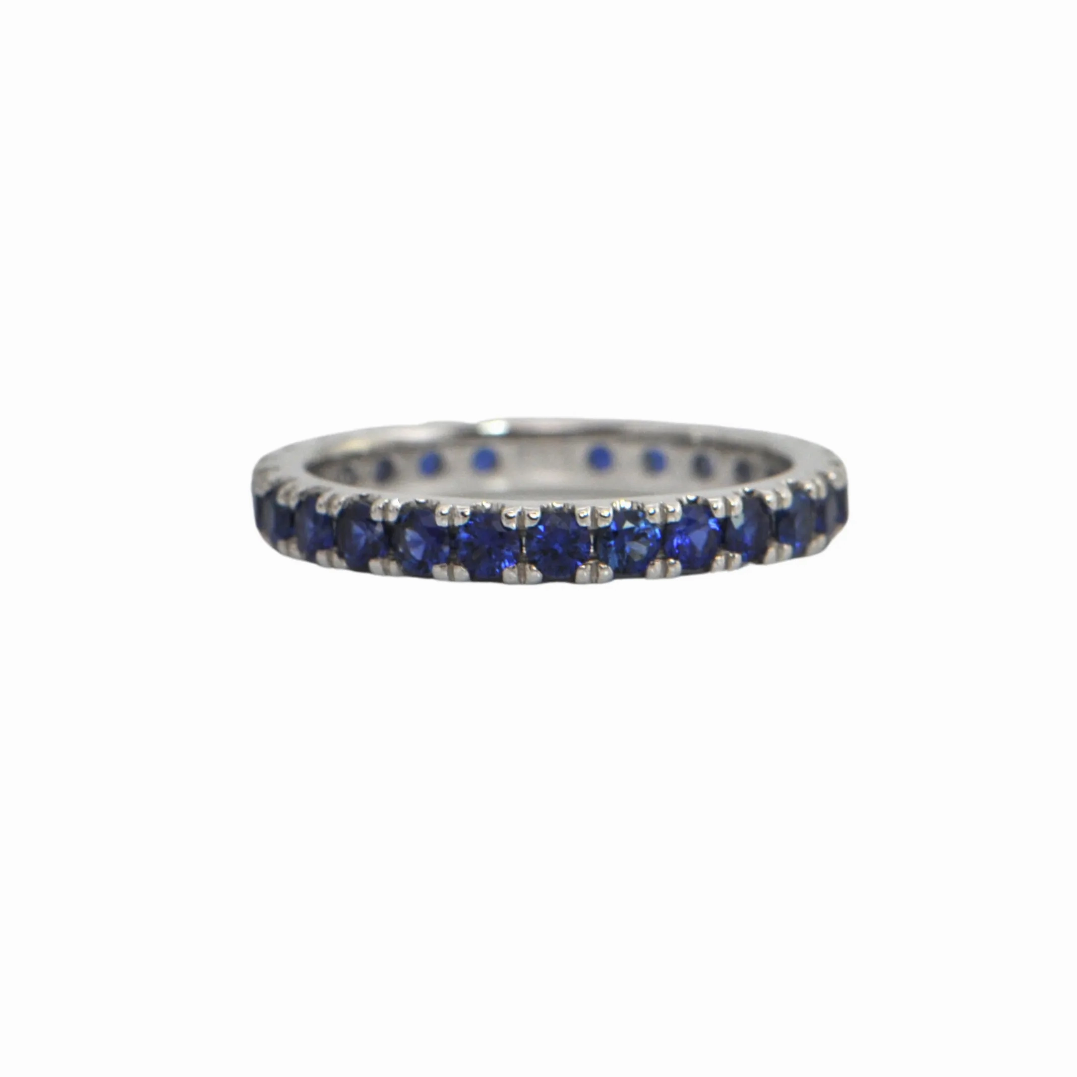 Daisy Exclusive 1.48ct Sri Lankan Sapphire 18k Gold Eternity Band