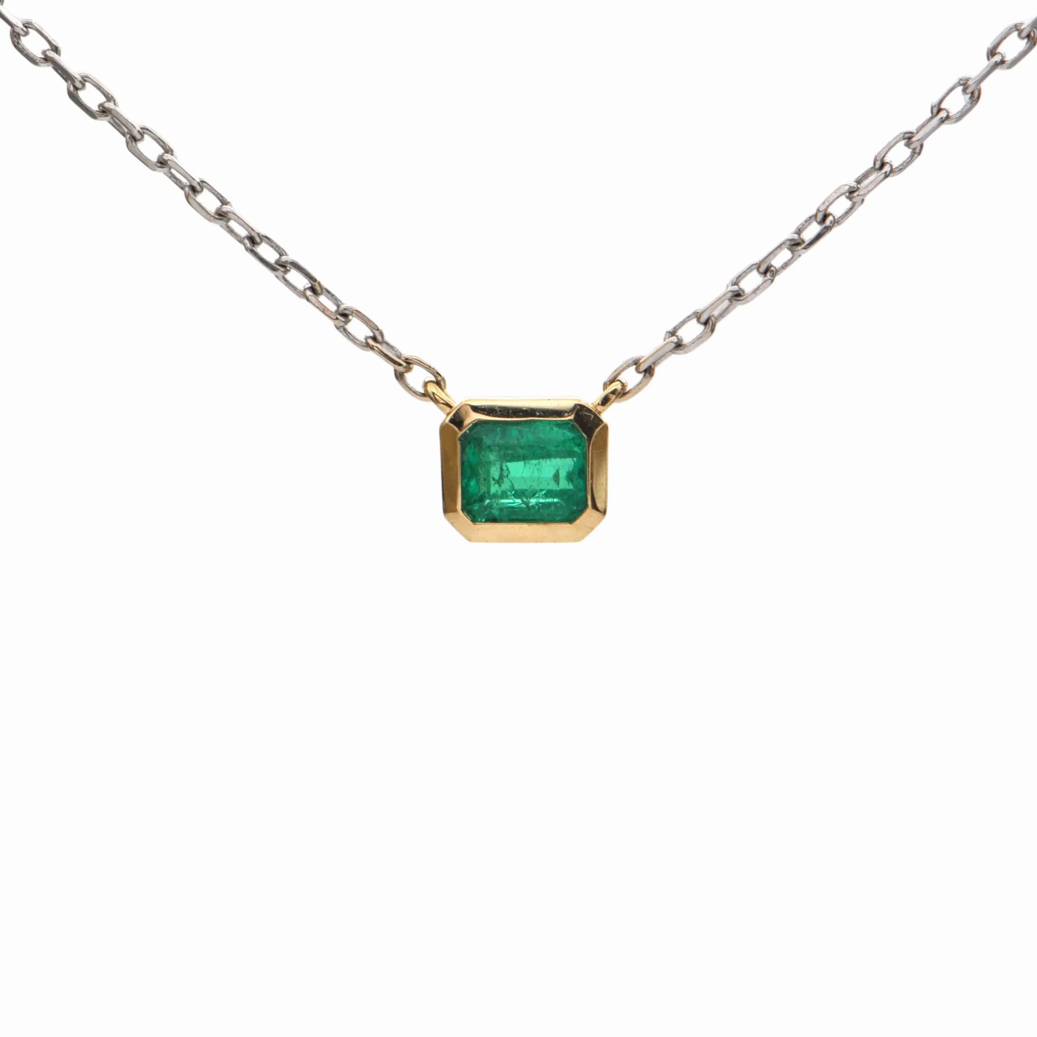 Daisy Exclusive Emerald 18k yellow Gold Necklace