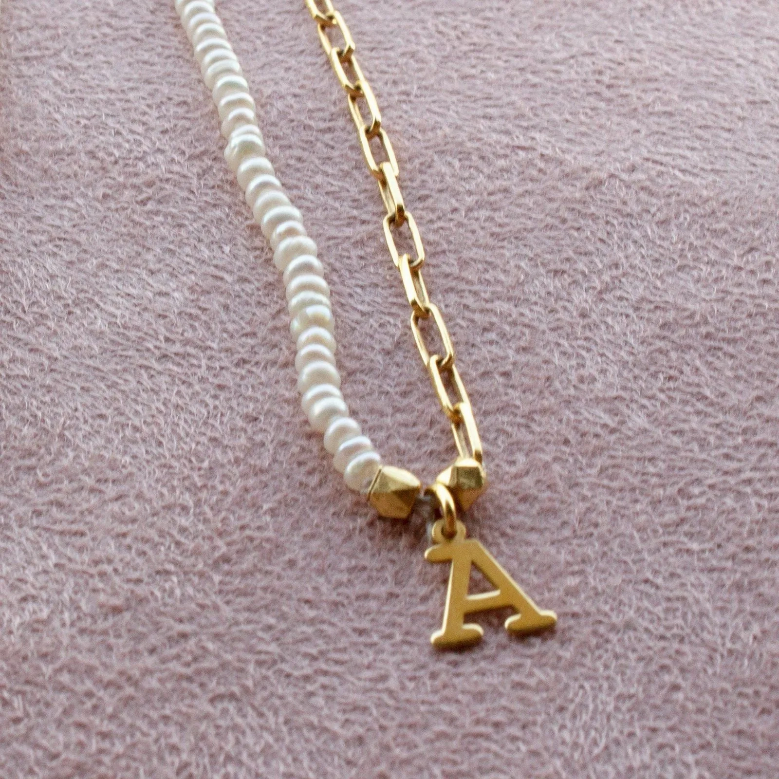 Diva 18K Gold Plated Necklace w. Pearls