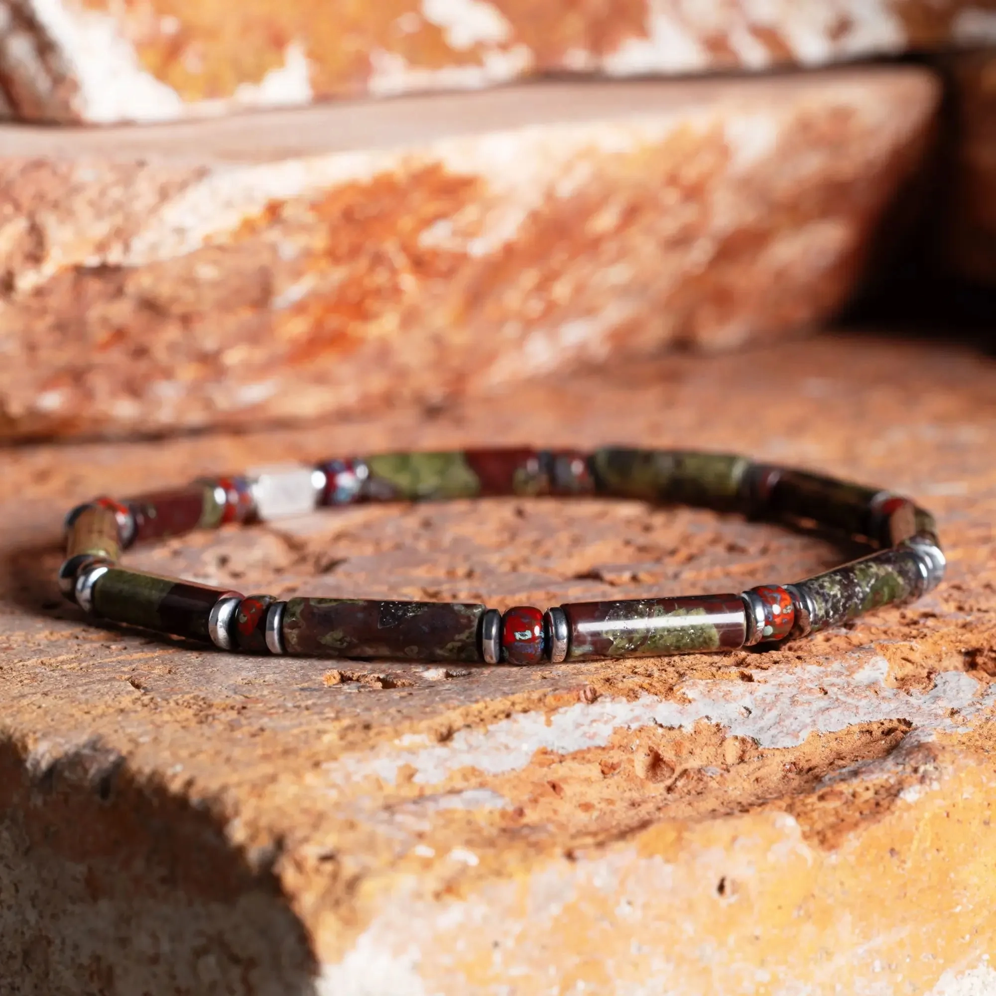 Dragon Blood Jasper V (4mm)