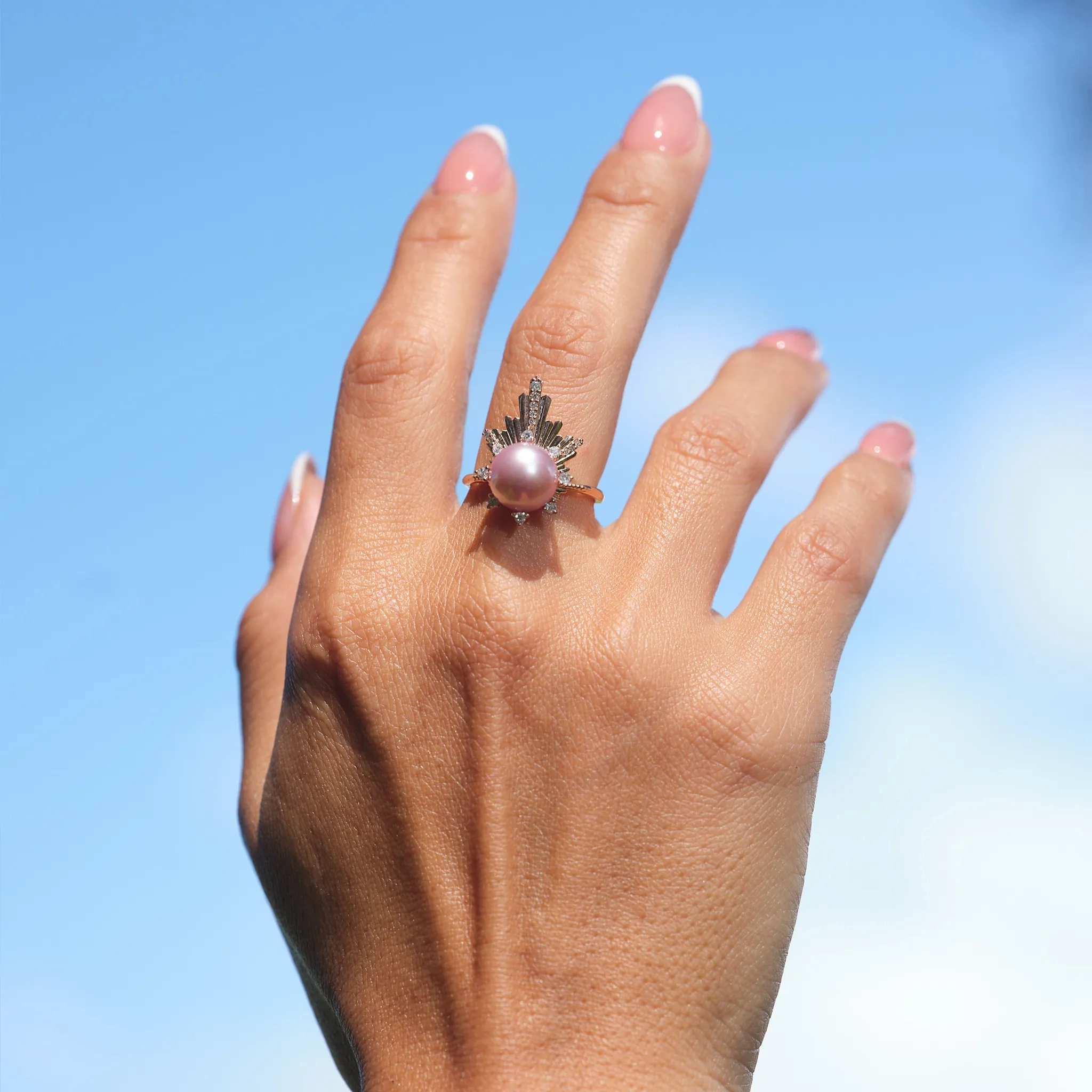 E Ho???la Lavender Freshwater Pearl Ring in Rose Gold with Diamonds - 21mm