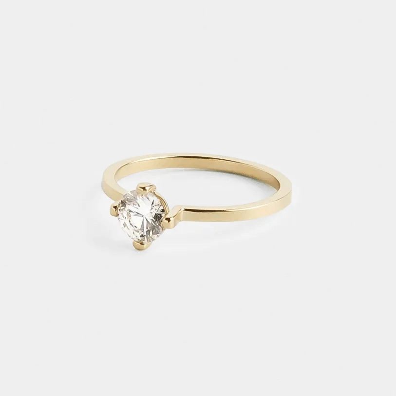 Ema Ring with 0.80ct Natural Diamond in Gold