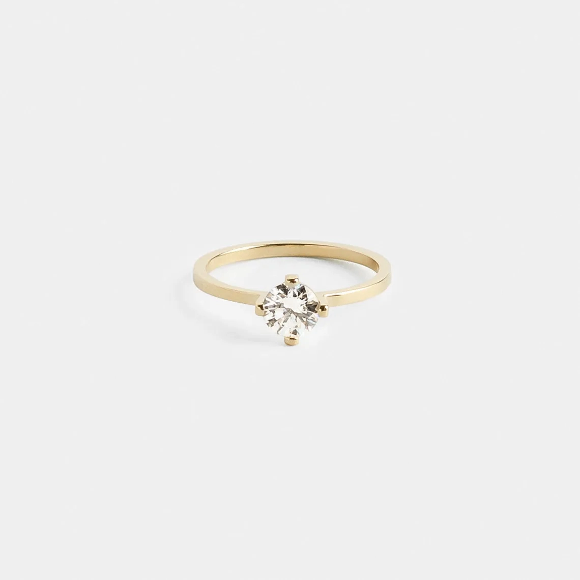 Ema Ring with 0.80ct Natural Diamond in Gold