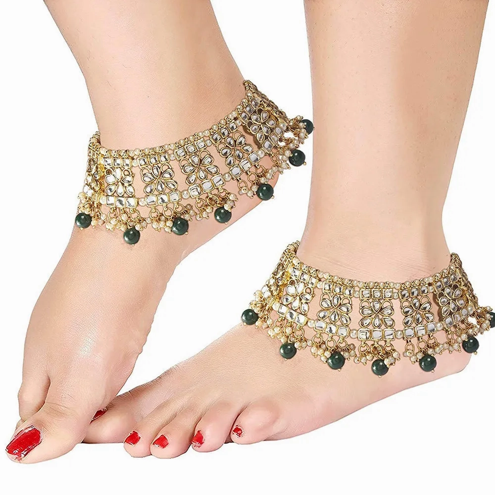 Etnico Gold Plated Kundan &amp; pearl Studded Adjustable Bridal Anklets/Payal For Women/Girls (A022G)