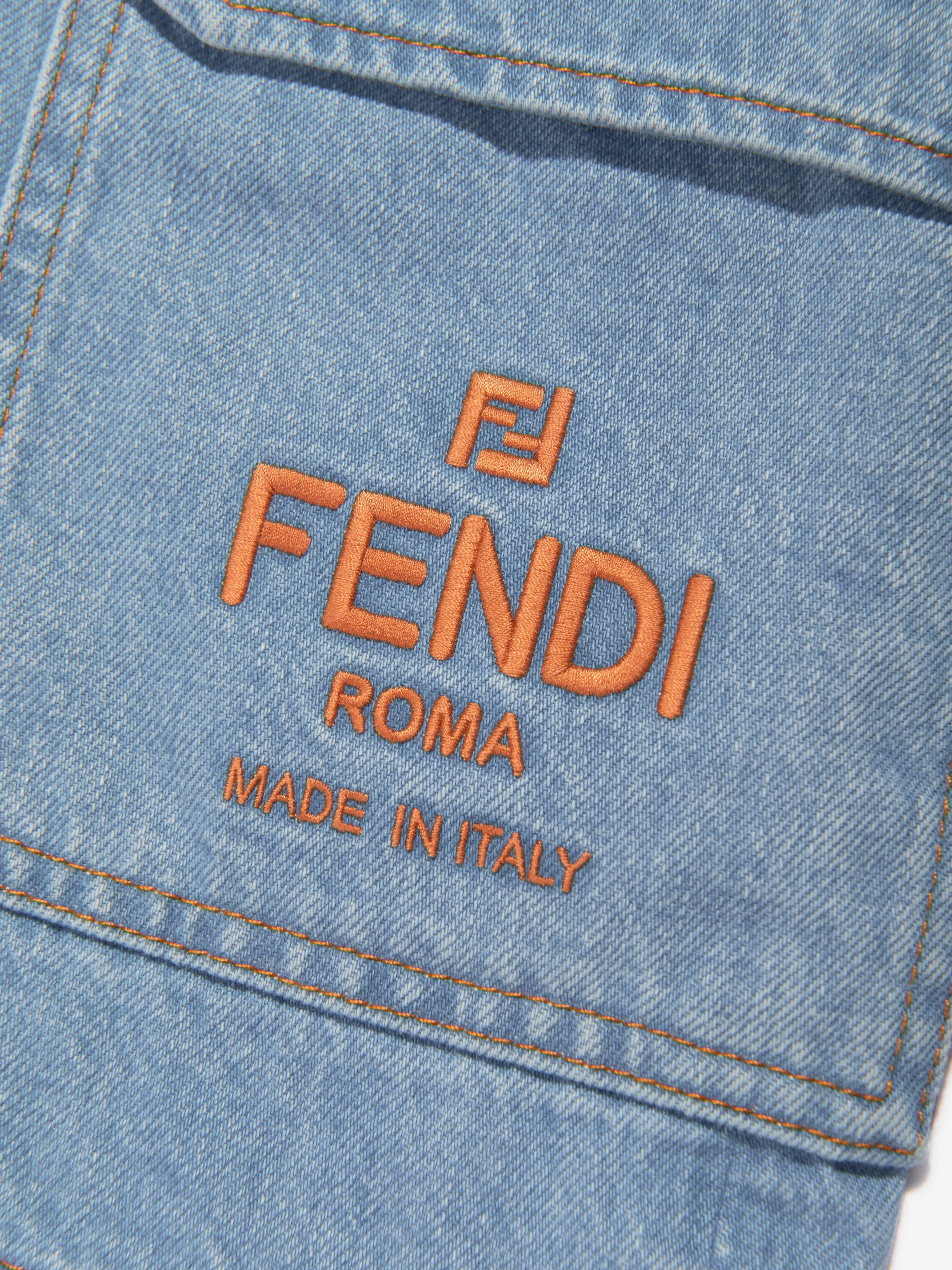 Fendi Boys Denim Shorts mit großer Logo-Tasche in Blau
