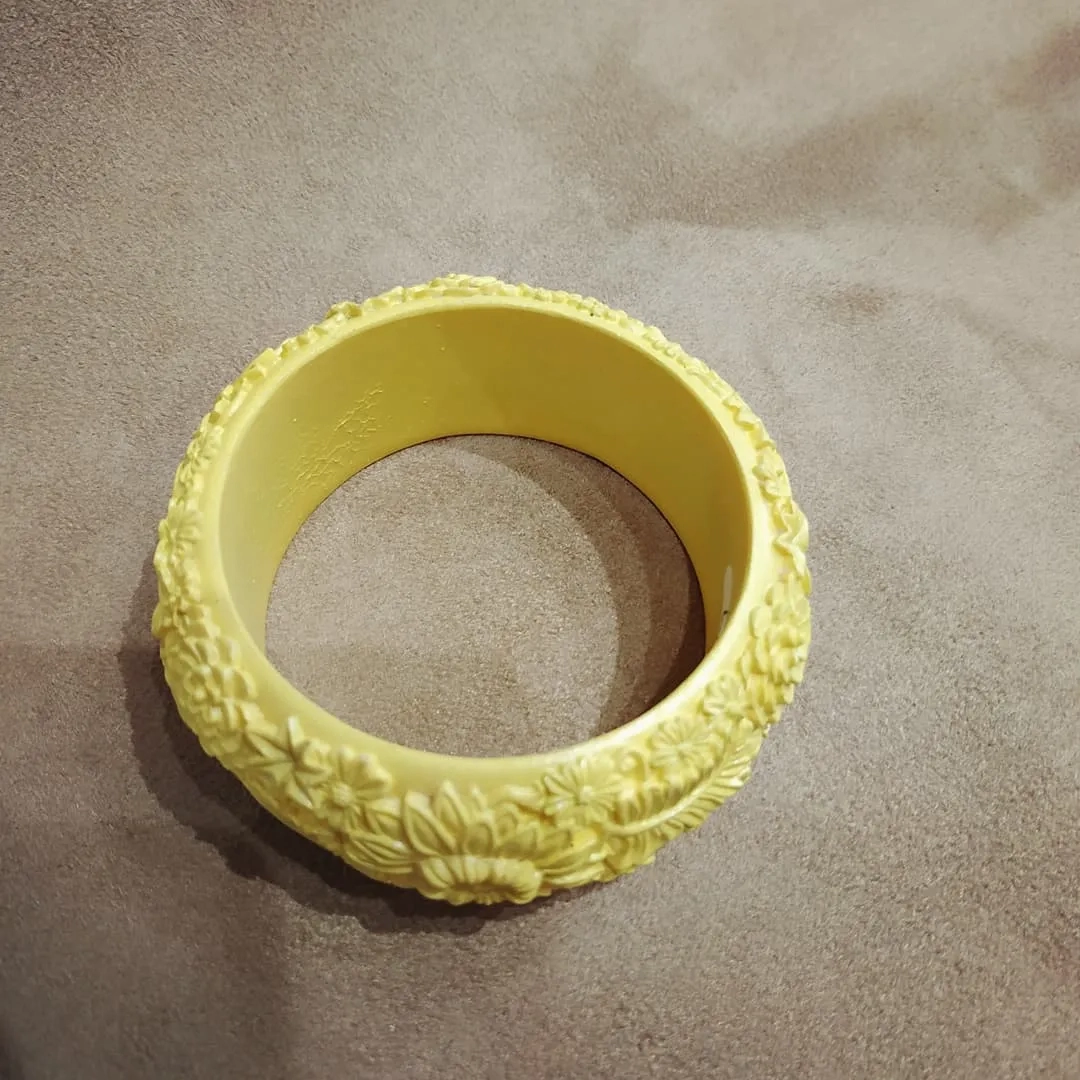 Floral Yellow Wide Bangle