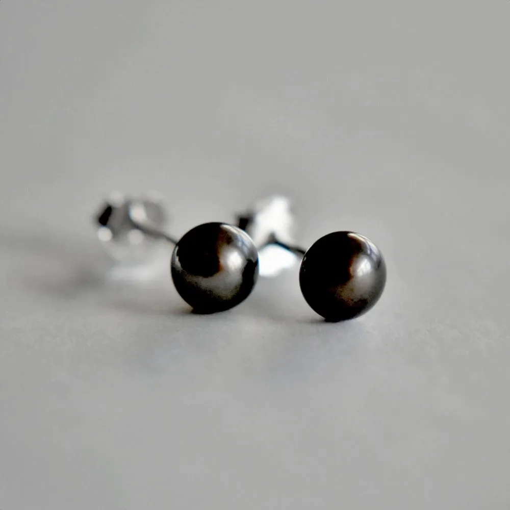 Freshwater Button Pearls