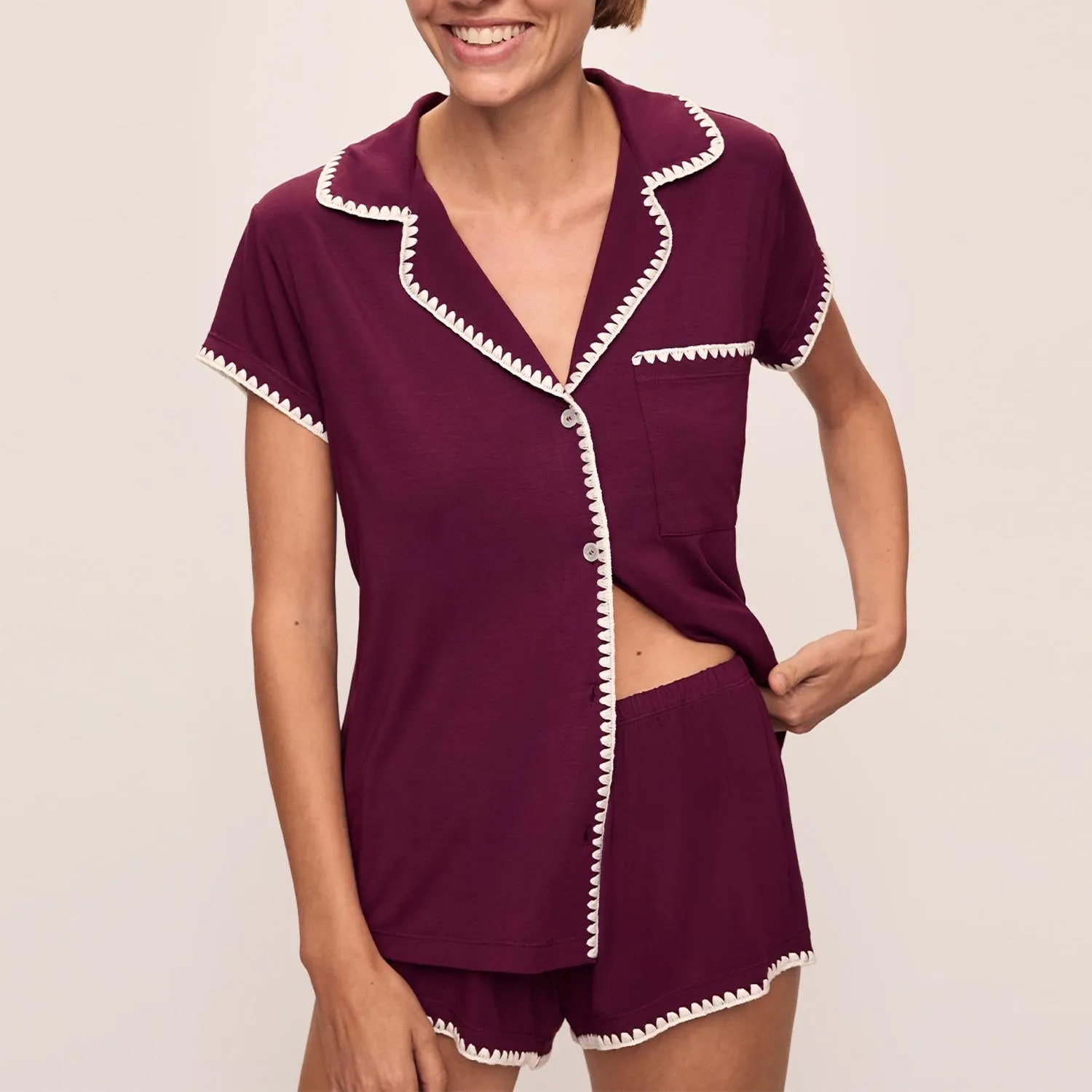 Frida Modal Shortie Kurzarm-Pyjama-Set in Pflaume / Elfenbein
