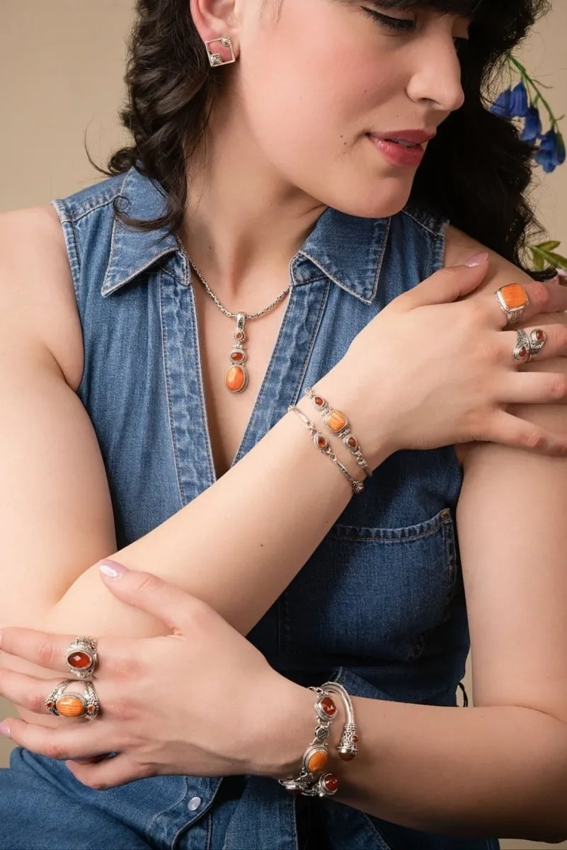 God's Promise Bracelet? in Orange Spiny Oyster &amp; Carnelian
