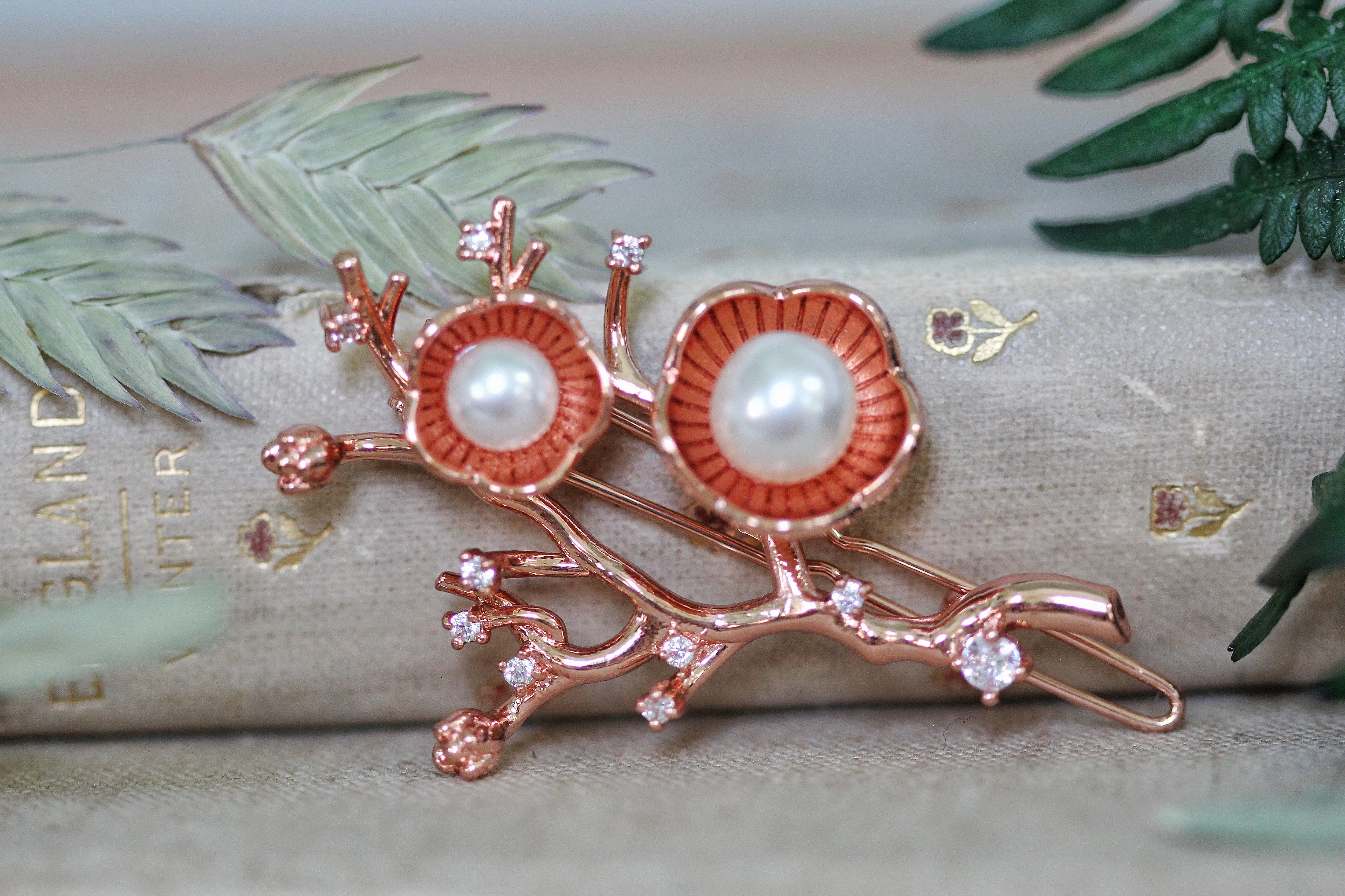 Hibiscus Flowers Pearls &amp; Crystals Barrette