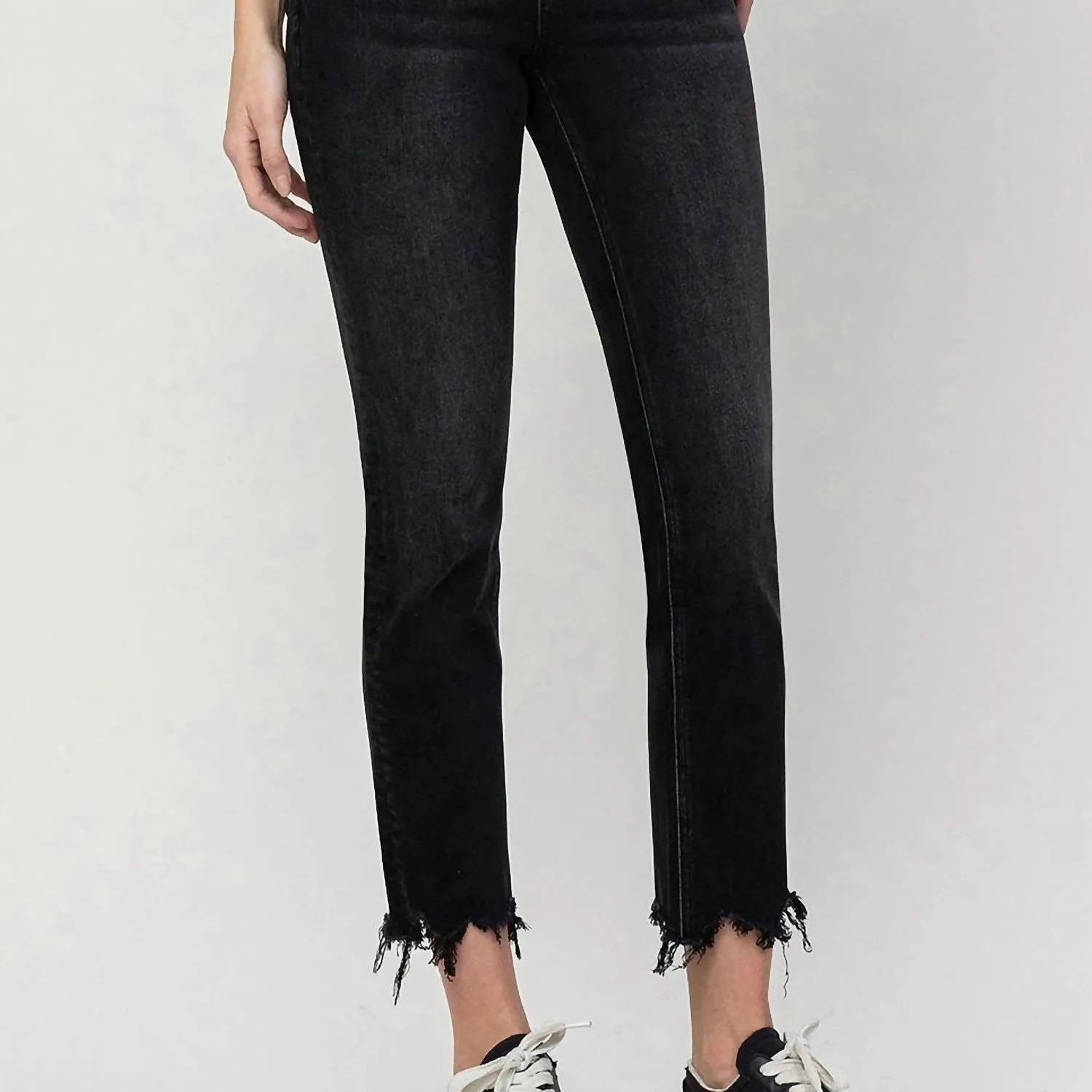 Jeanne High Rise Slim Straight Jeans In Schwarz