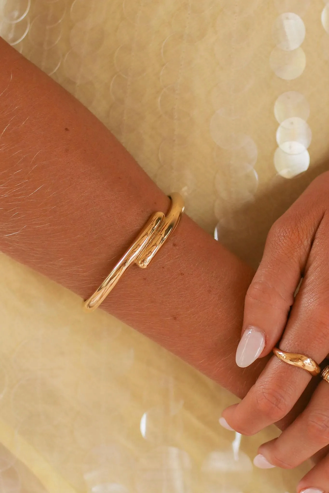Lacey - Stainless Steel Bangle