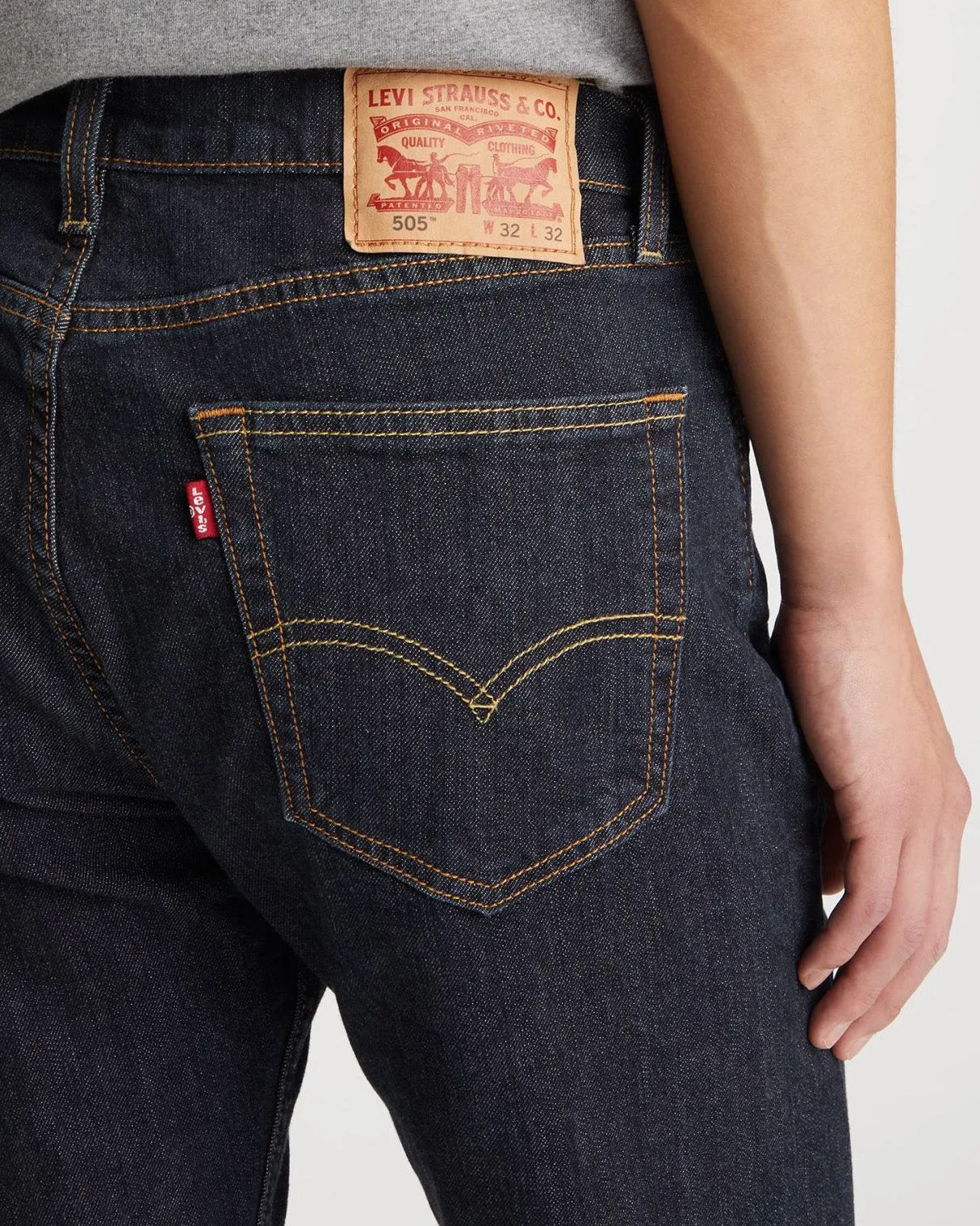Levi's® 505 Regular Fit Herrenjeans - Dunkelblau
