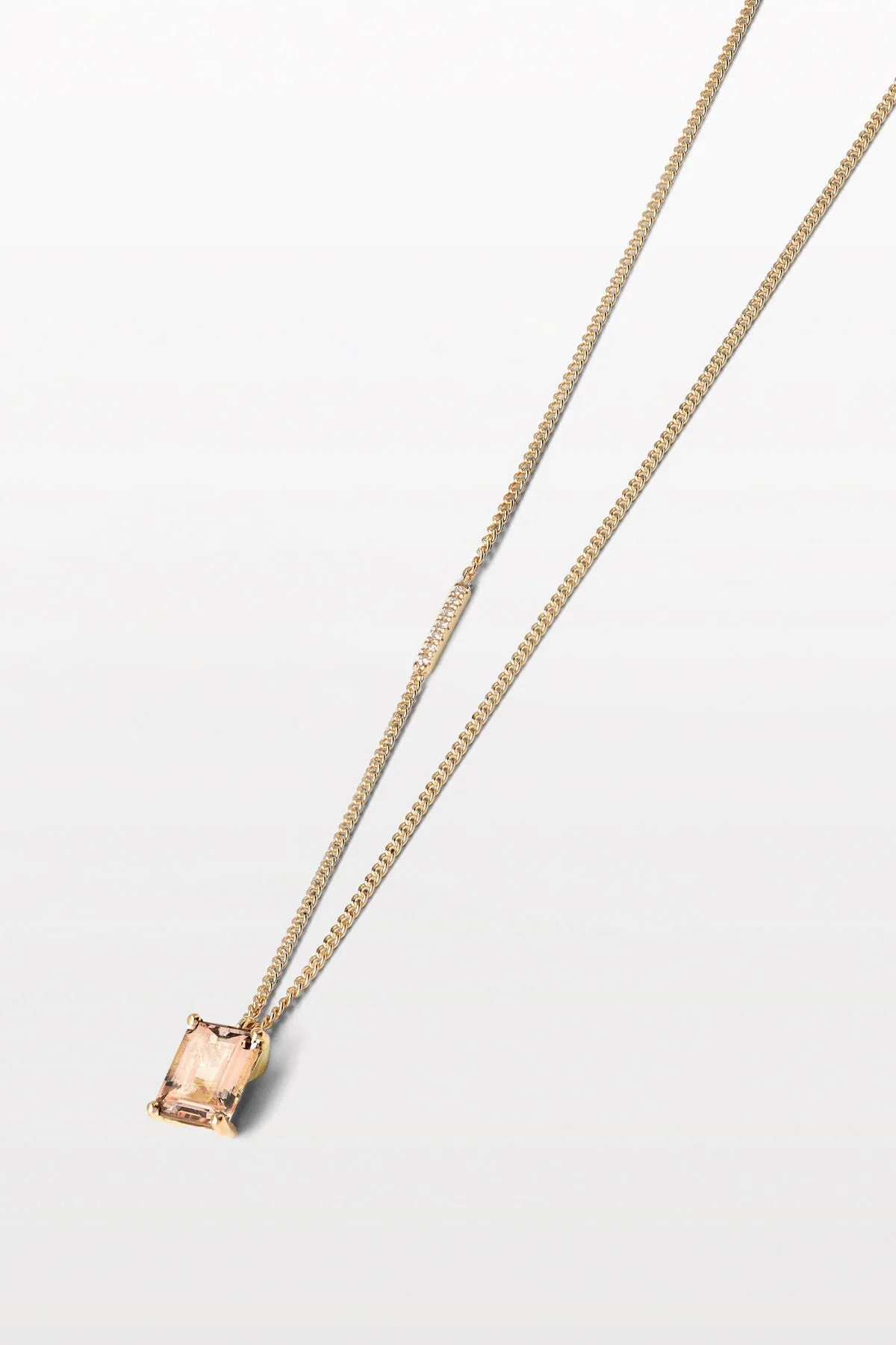 Lustre 01 18K Gold Necklace w. Morganite